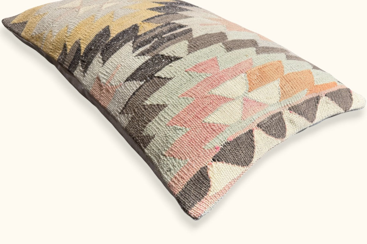 SILA Vintage Kelim Kissen 60x40cm