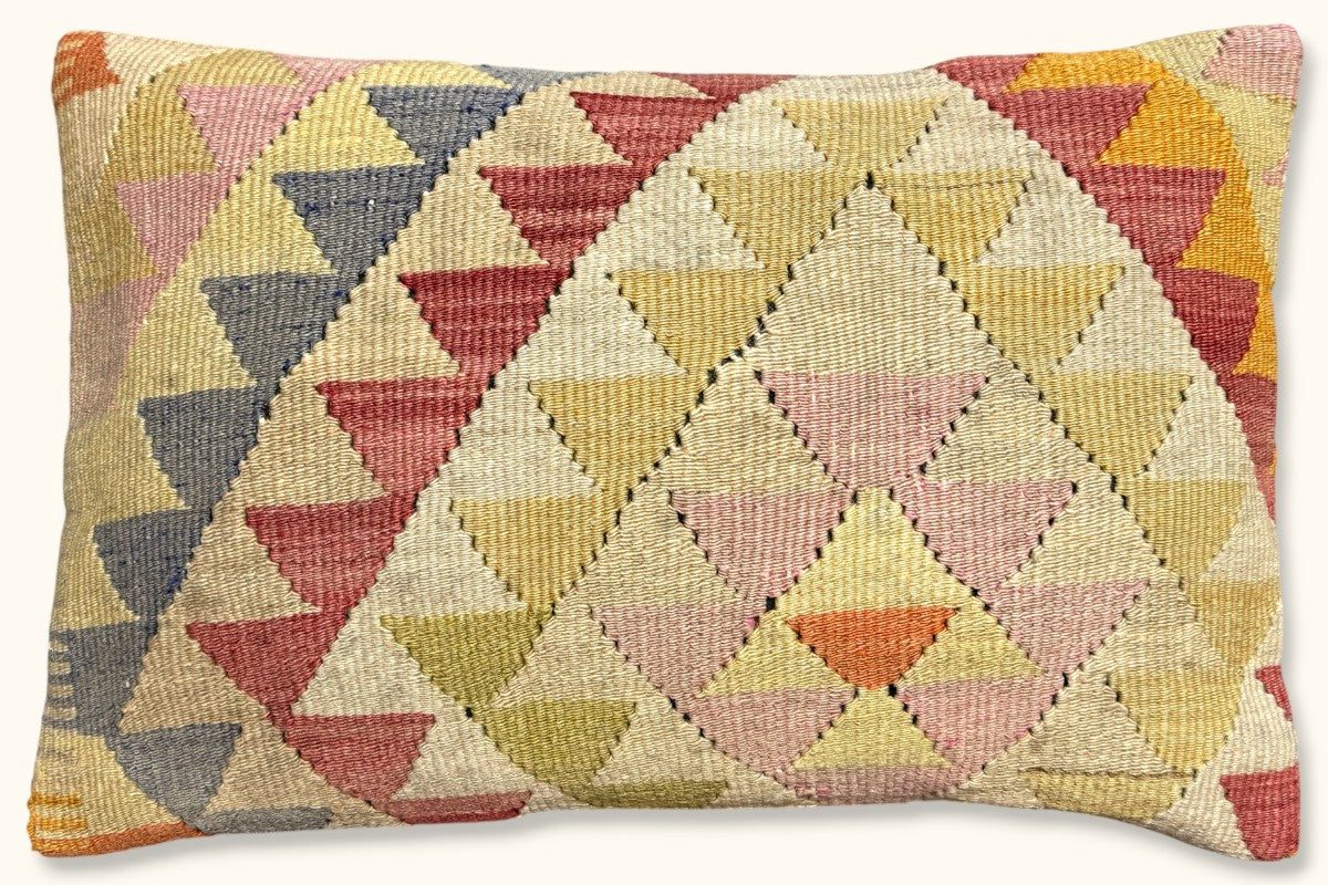 SU Vintage Kilim Cushion 60x40cm