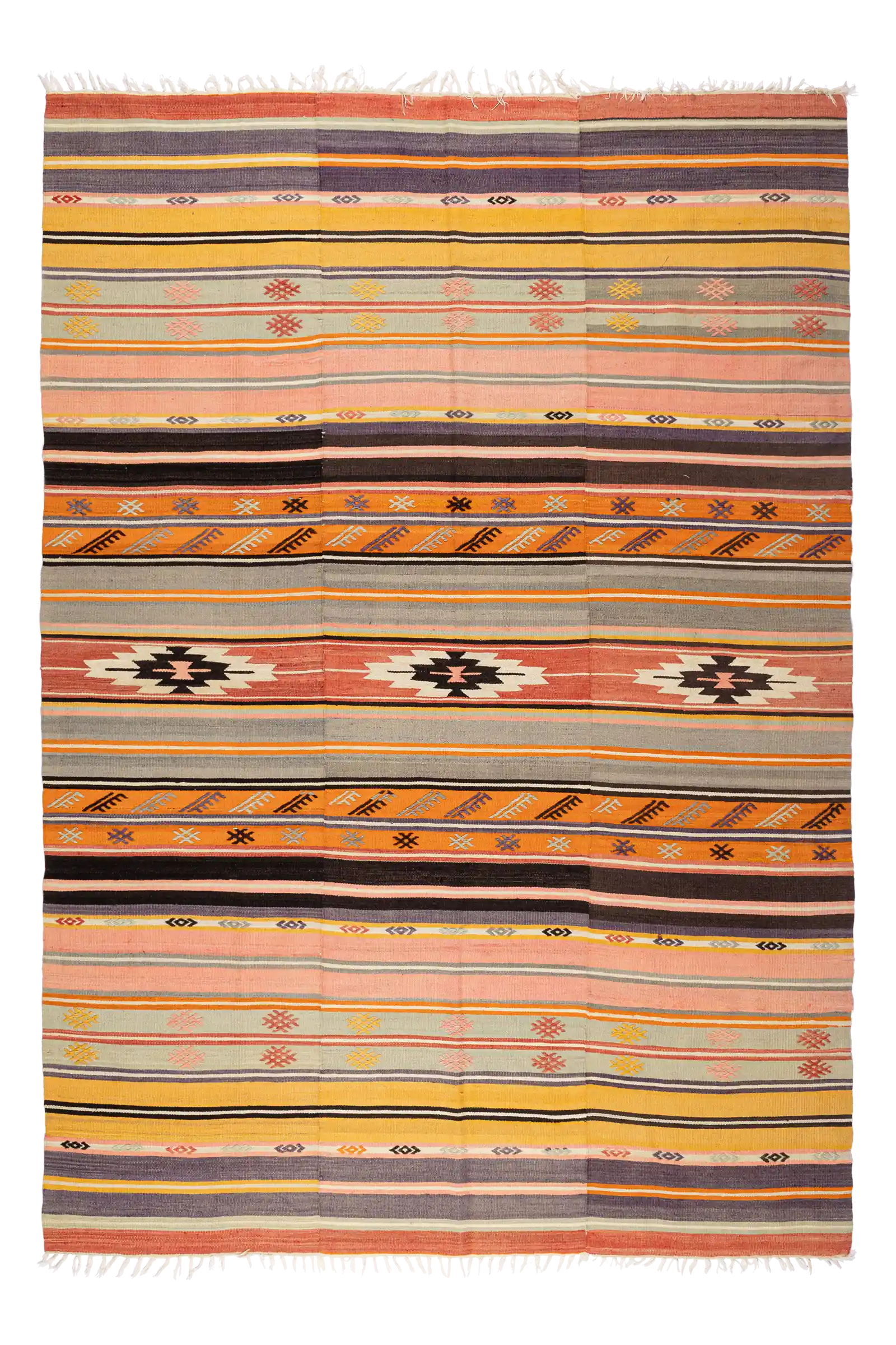 Gesamtansicht des DENIZLI Kilims – lebendiger Streifenkelim mit zentralen Medaillons und Reihen symbolischer Motive in warmen Tönen