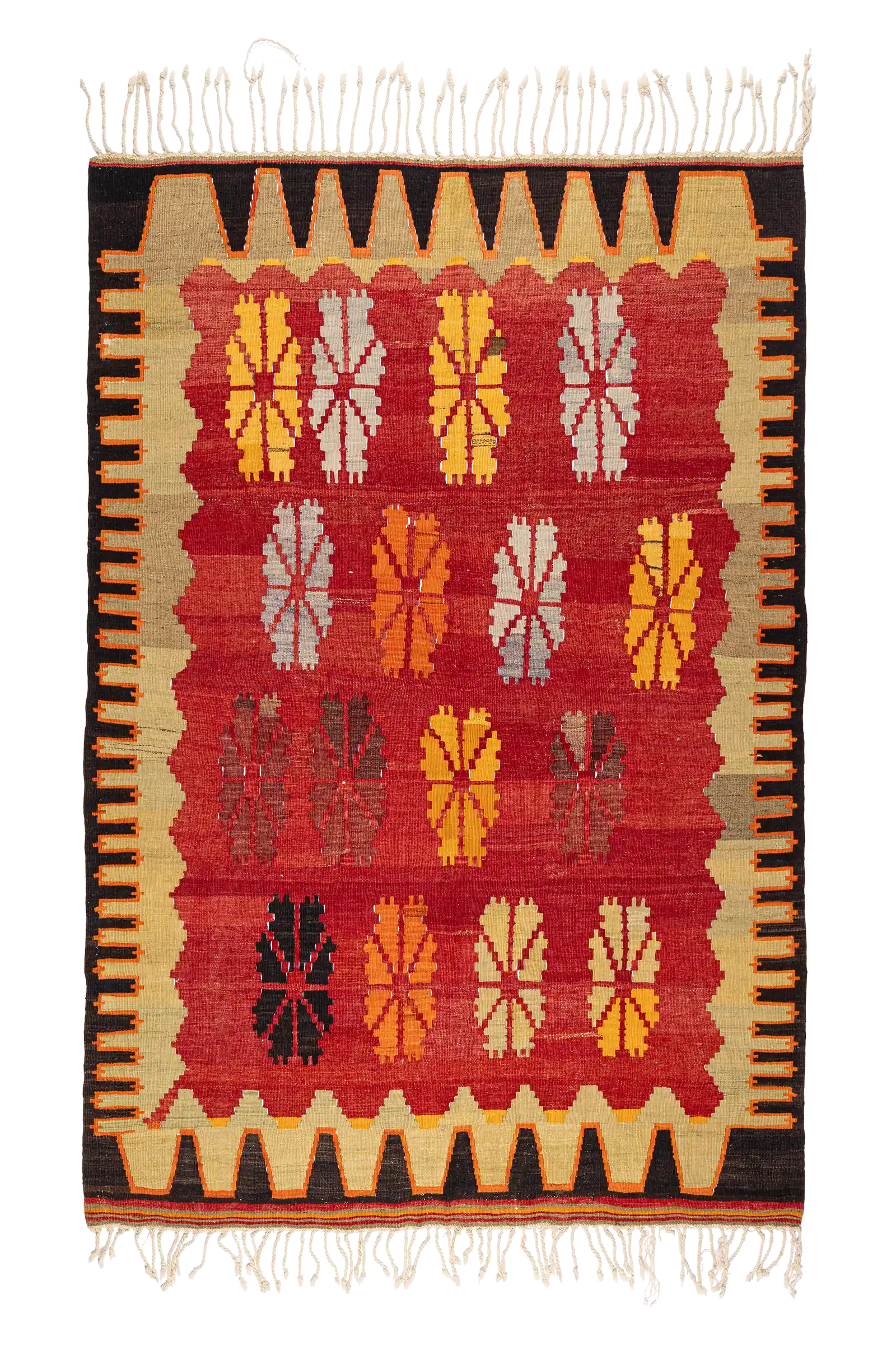 Gesamtansicht des KORKUTELI Kilims – ausdrucksstarker Kelim mit floralen Reihen auf intensivem Rotgrund und gezacktem Bordürenrahmen