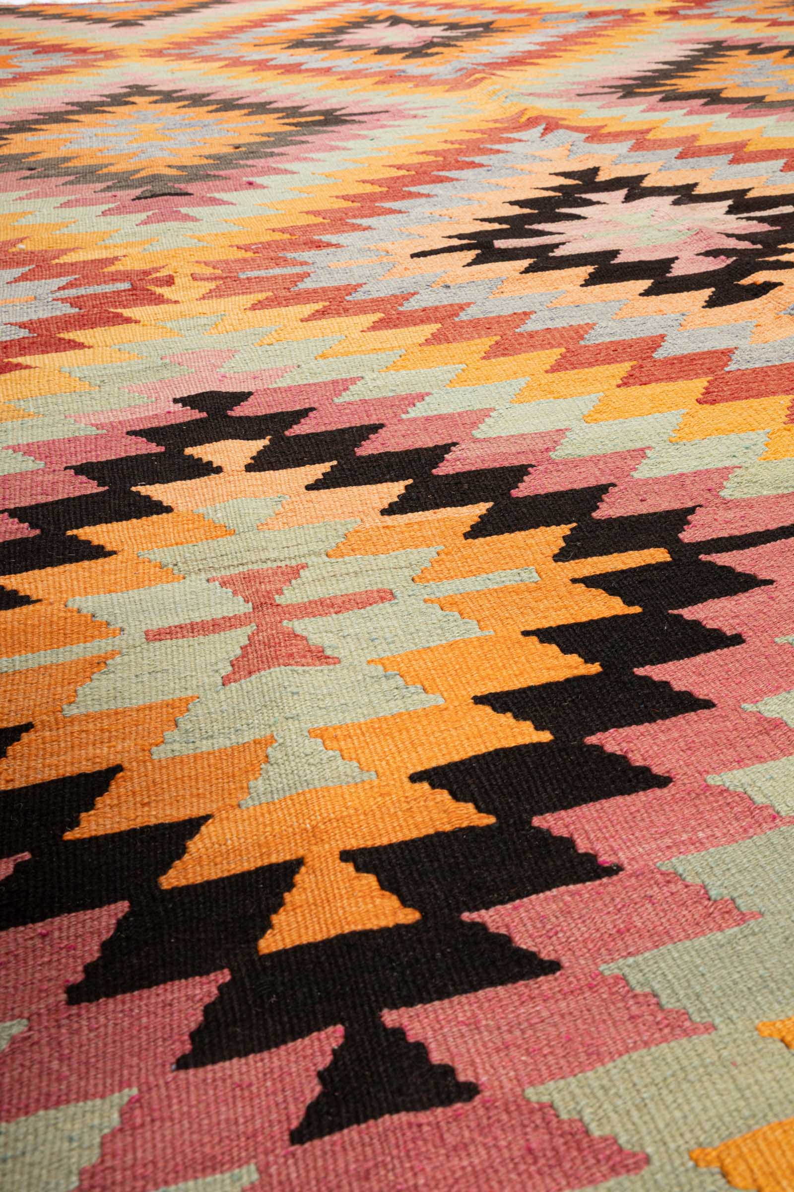 ACIPAYAM Vintage Kilim 282x188cm