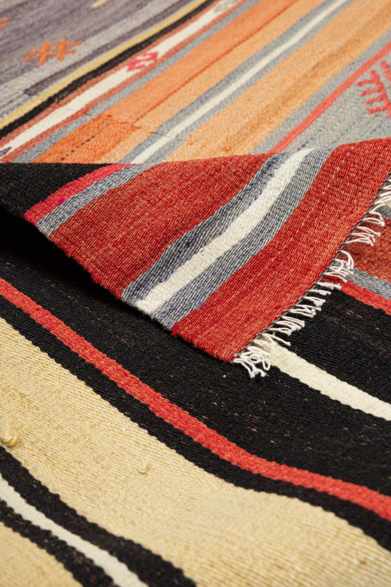 DENIZLI vintage kilim 295x188cm