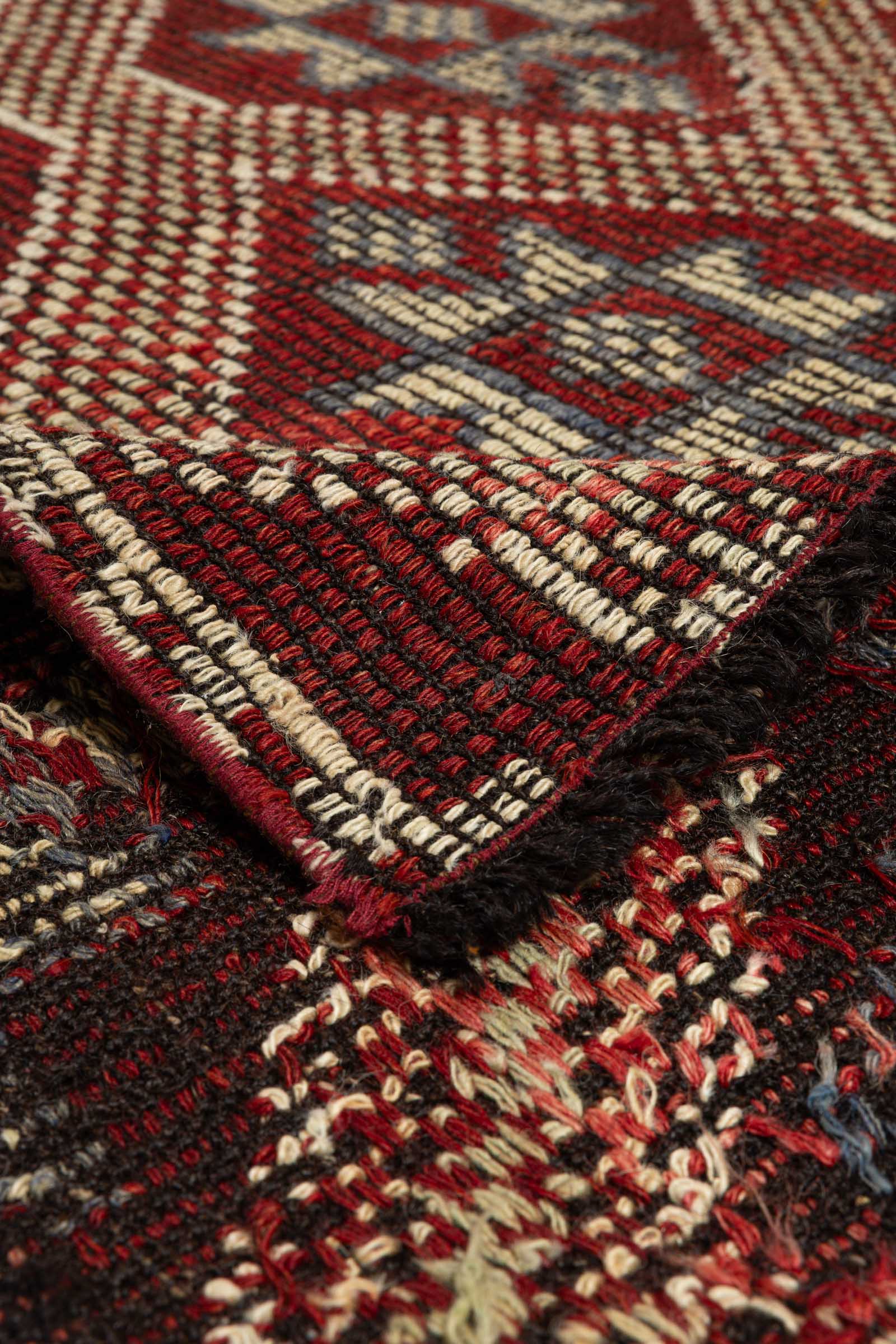 MUT Vintage Kilim 276x178cm
