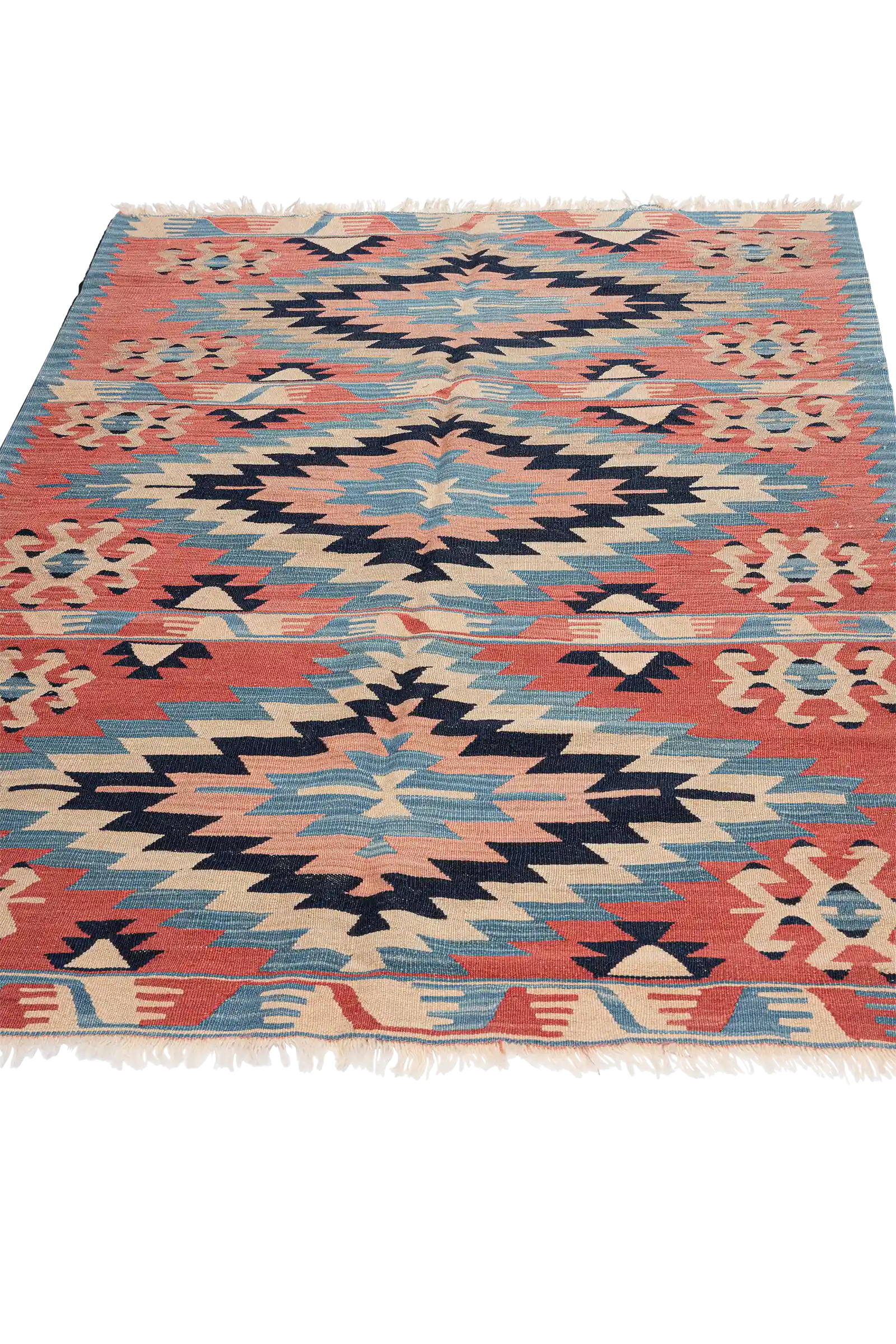 Perspektivische Ansicht – Tiefenwirkung des Teppichs und die kontrastreiche Geometrie im Lichtverlauf sichtbar