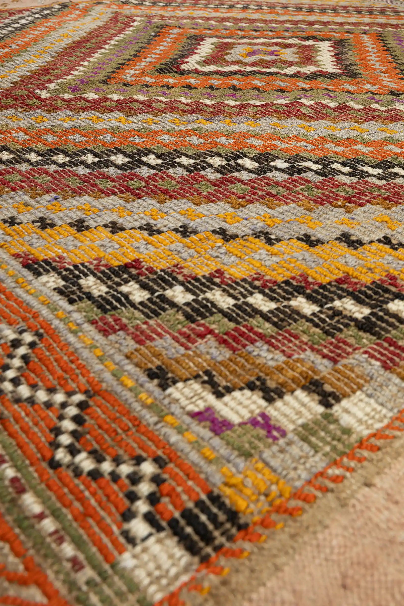 USAK Vintage Kelim 148x135cm