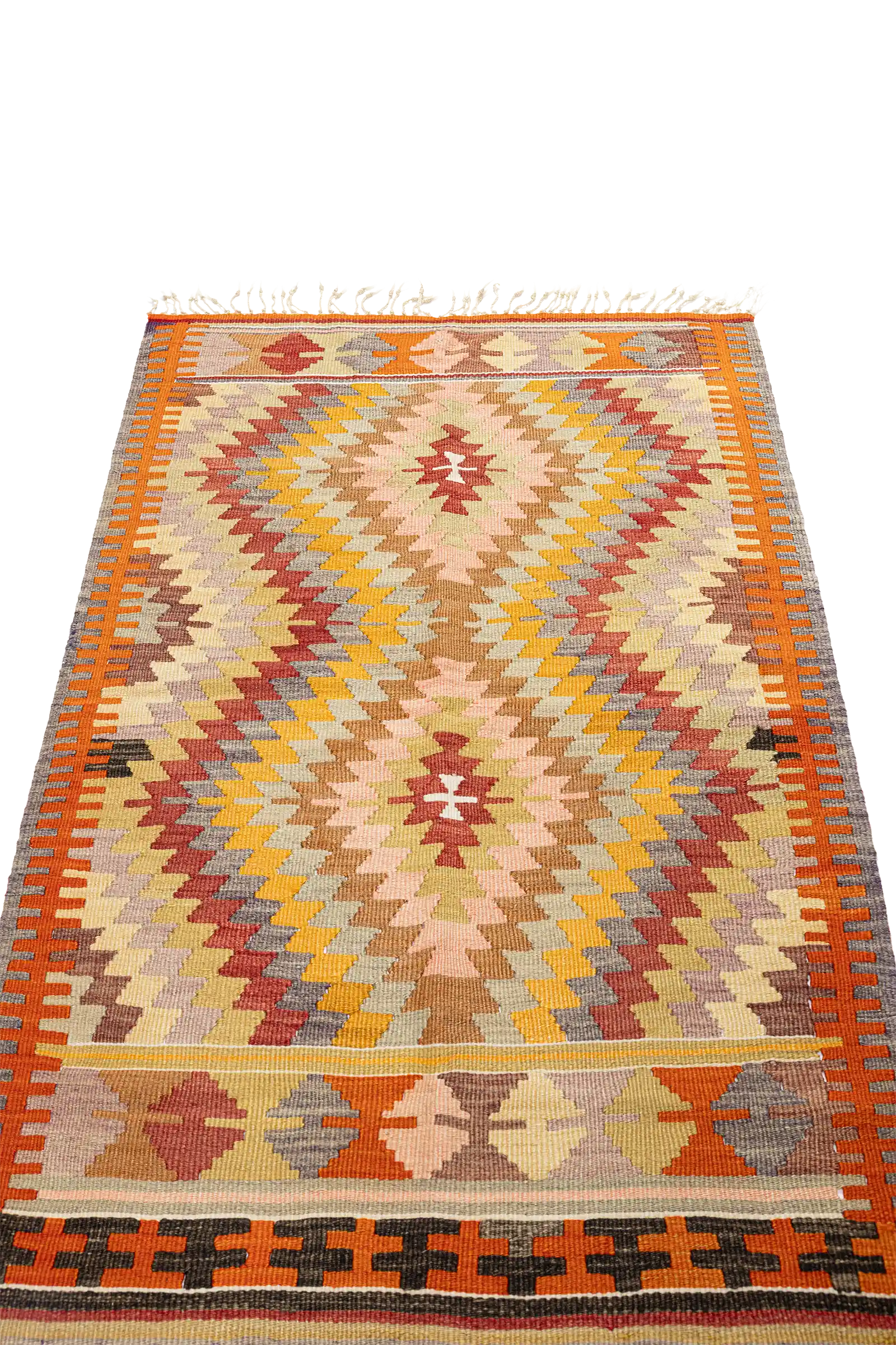 Perspektivische Ansicht – das mittige Musterfeld wirkt aus der Tiefe betrachtet wie ein sich öffnendes Zentrum aus Farben und Stufenformen