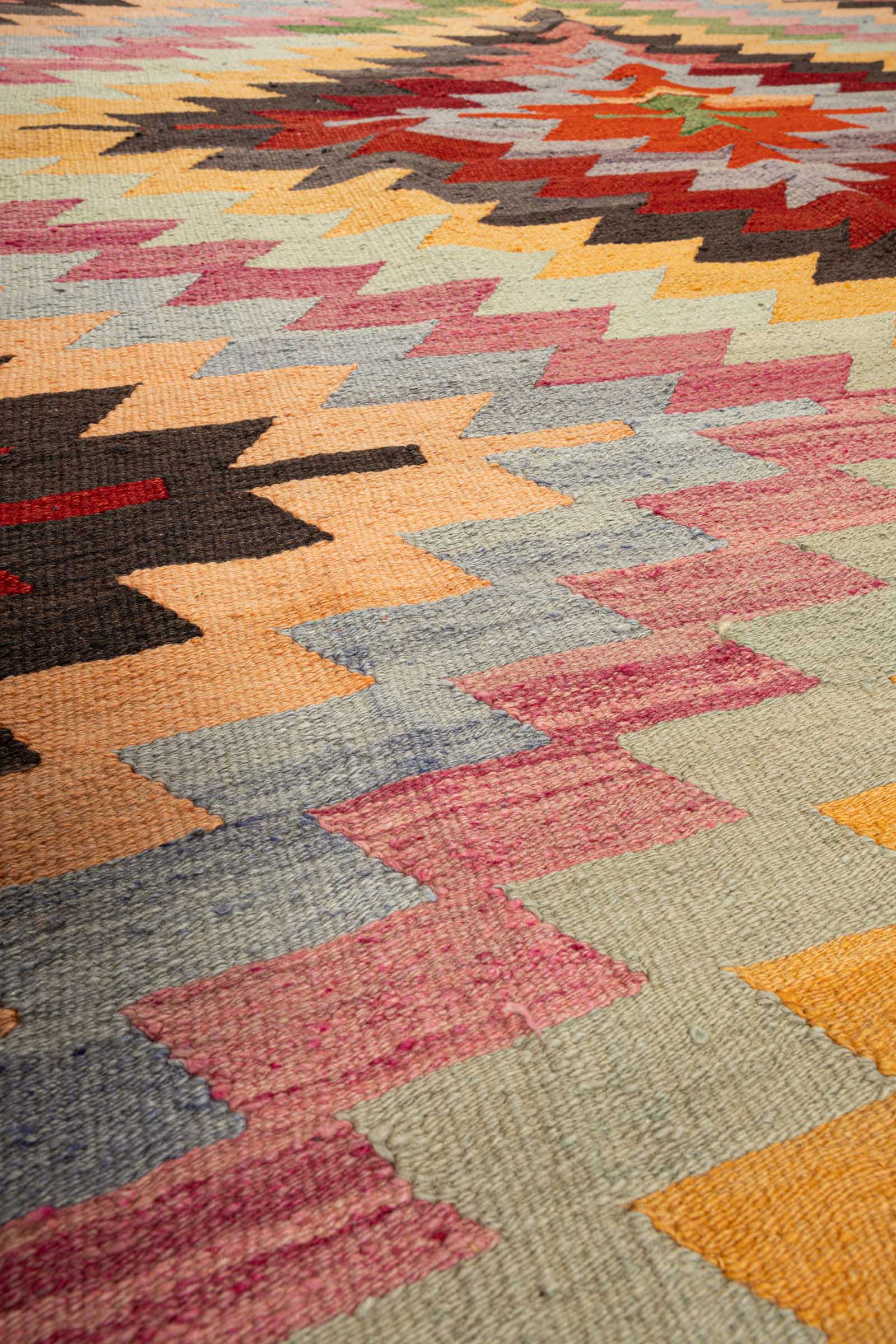 ACIPAYAM Vintage Kilim 320x190cm