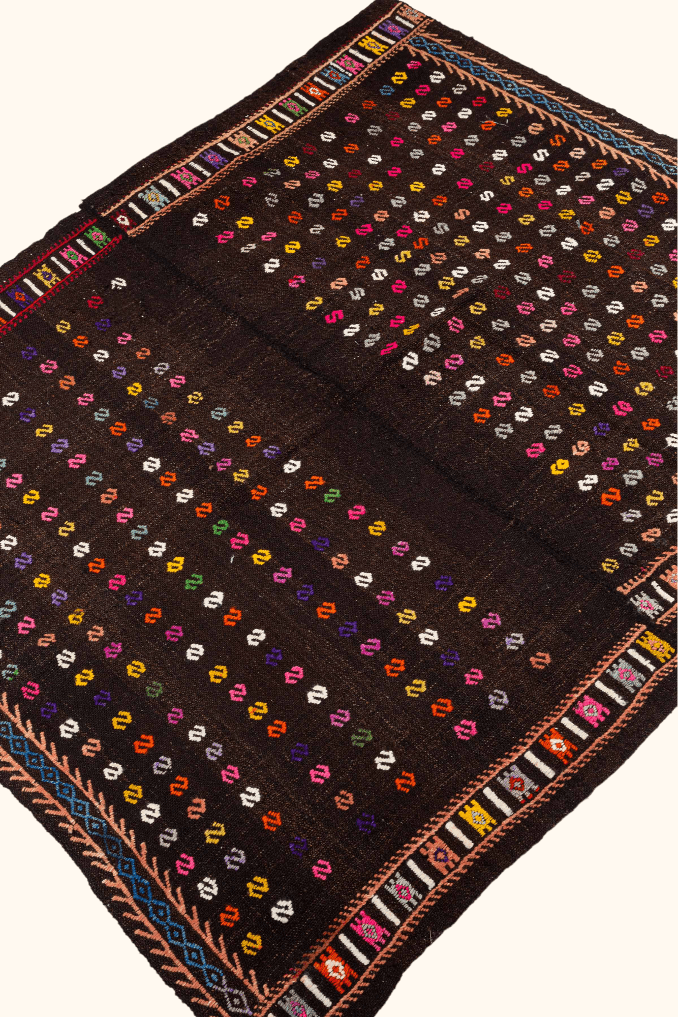 AFYON Vintage Kelim 141x118cm - Wild Heart Free Soul