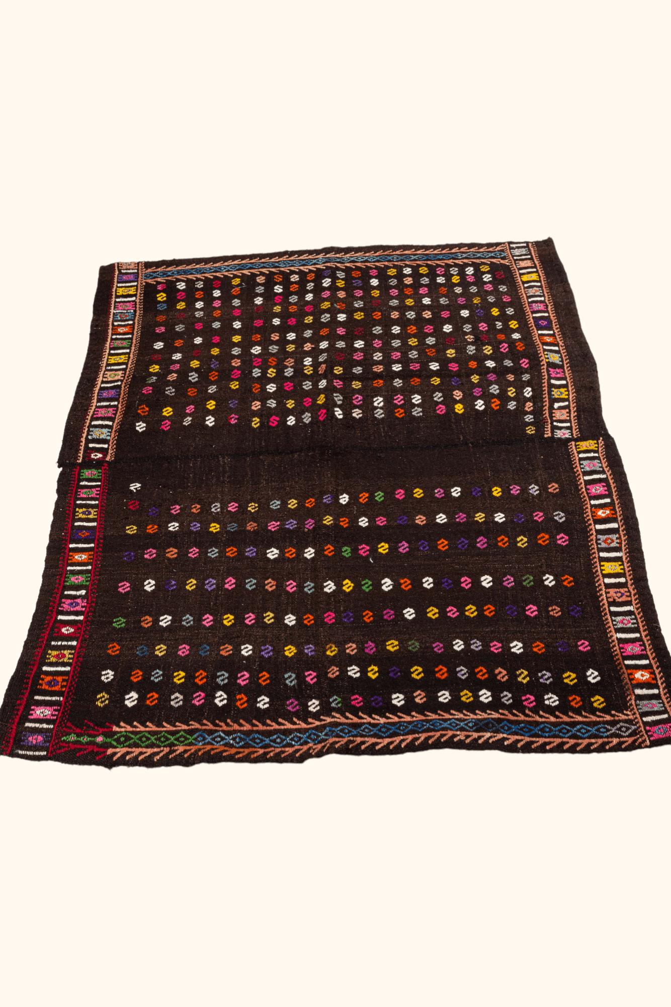 AFYON Vintage Kelim 141x118cm - Wild Heart Free Soul