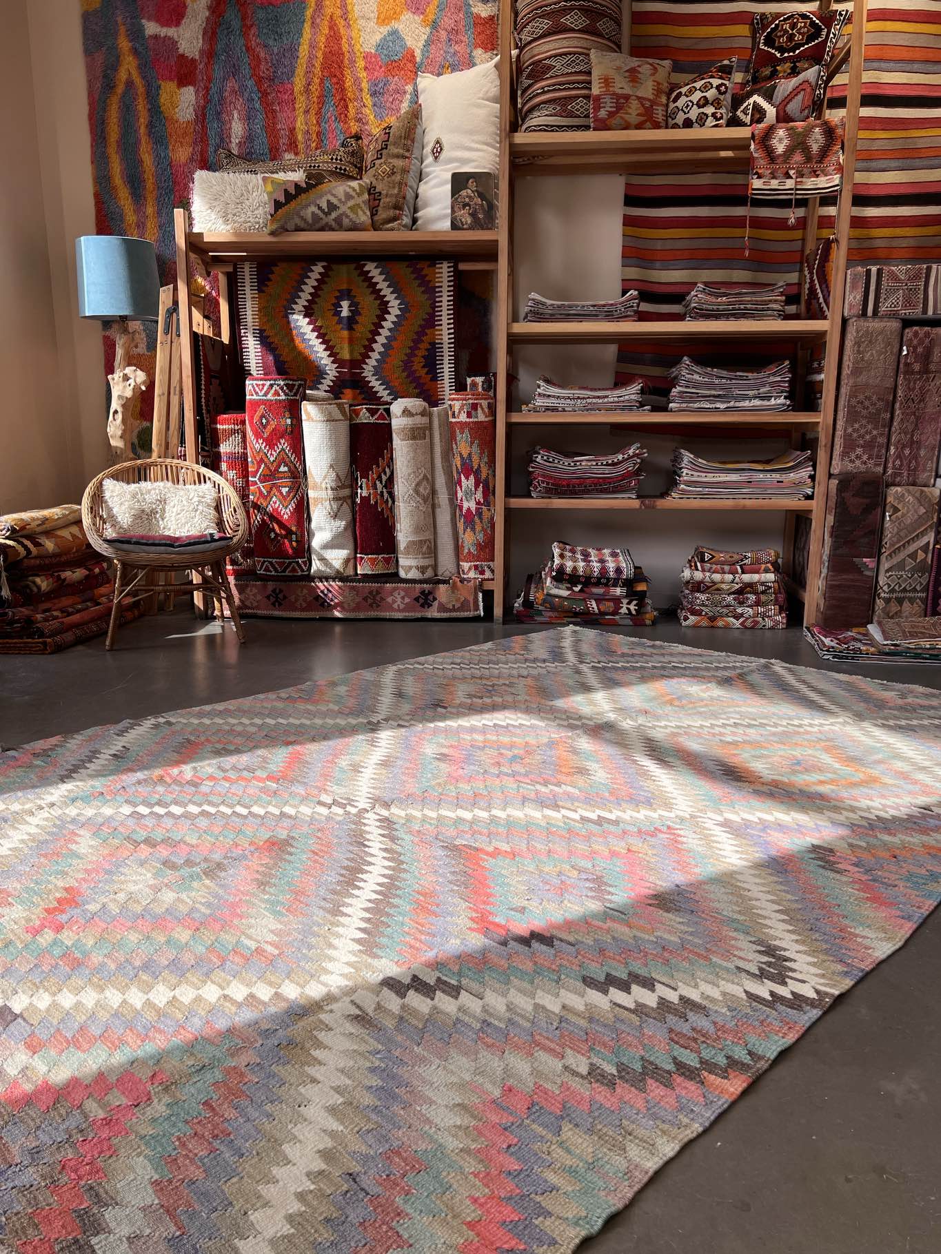 AFYON Vintage Kelim 316x216cm - Wild Heart Free Soul