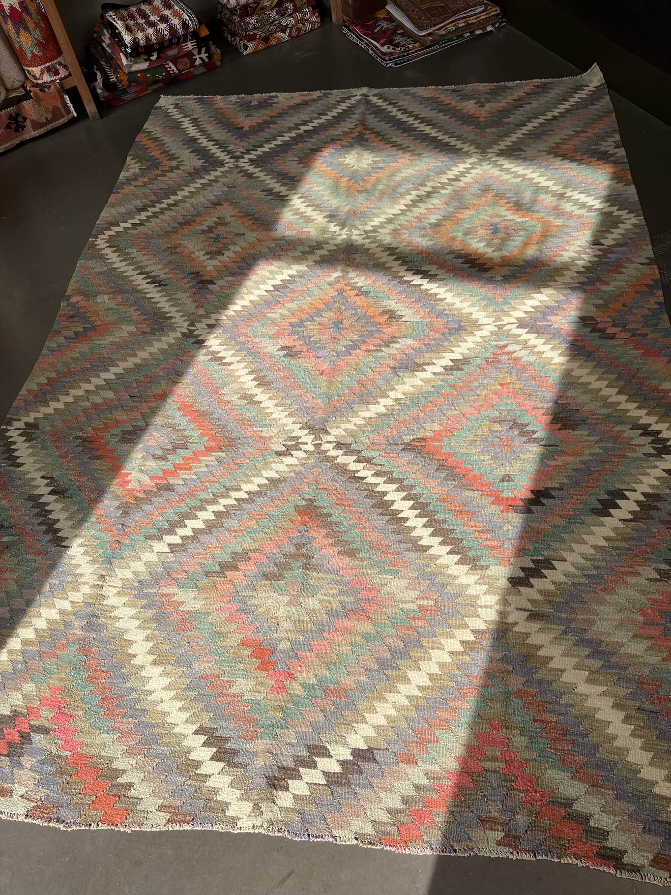 AFYON Vintage Kelim 316x216cm - Wild Heart Free Soul