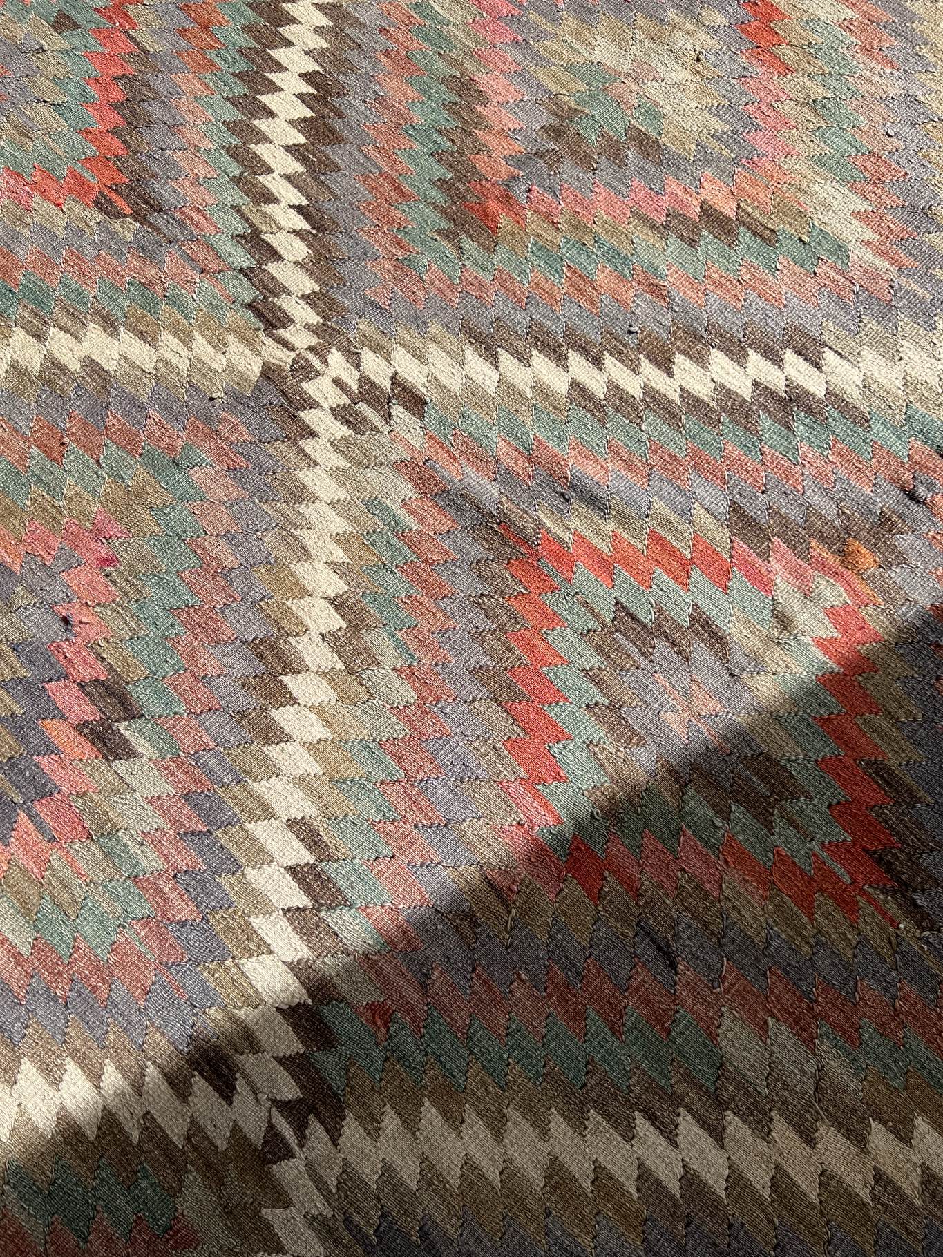 AFYON Vintage Kelim 316x216cm - Wild Heart Free Soul