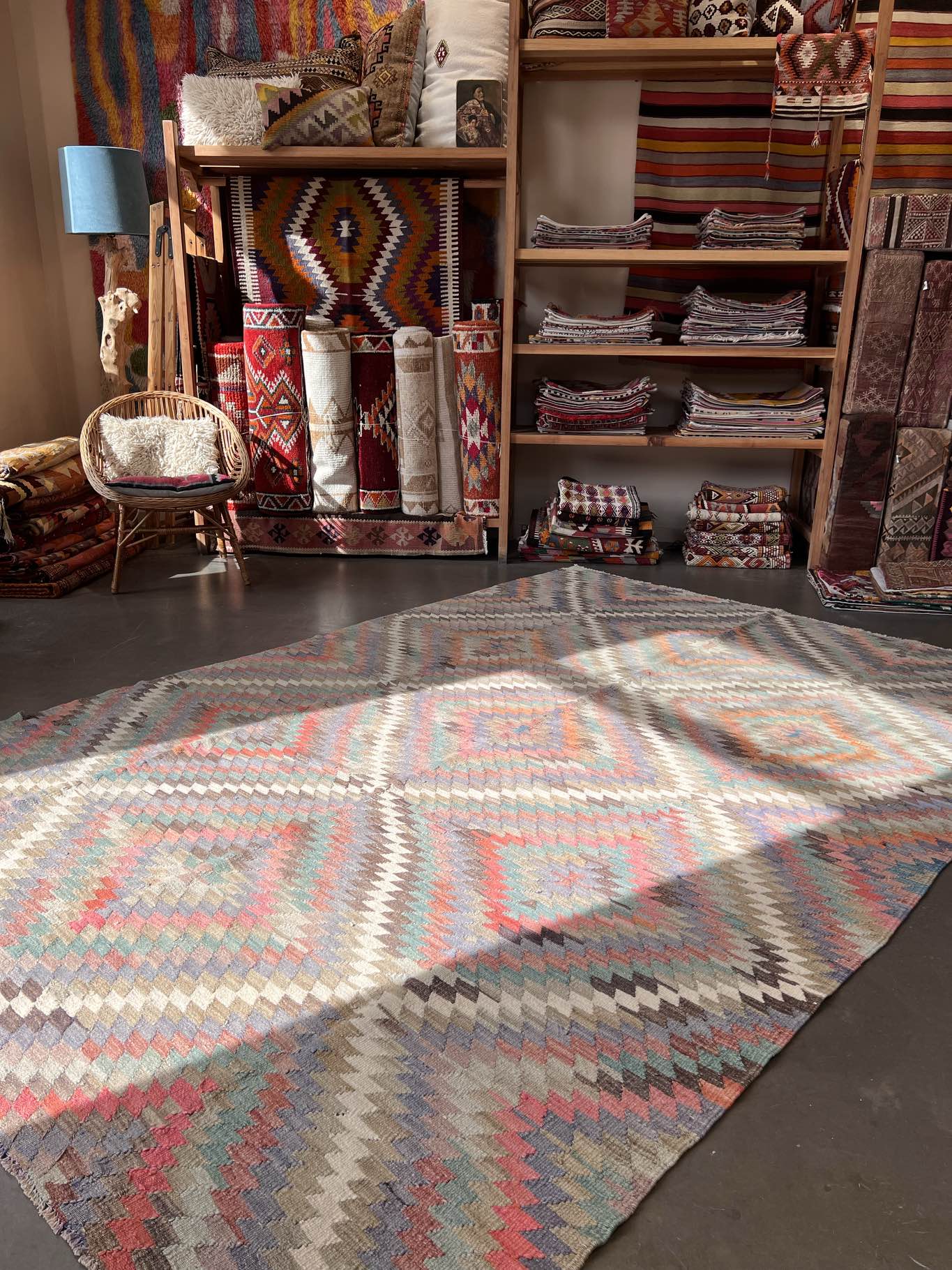 AFYON Vintage Kelim 316x216cm - Wild Heart Free Soul