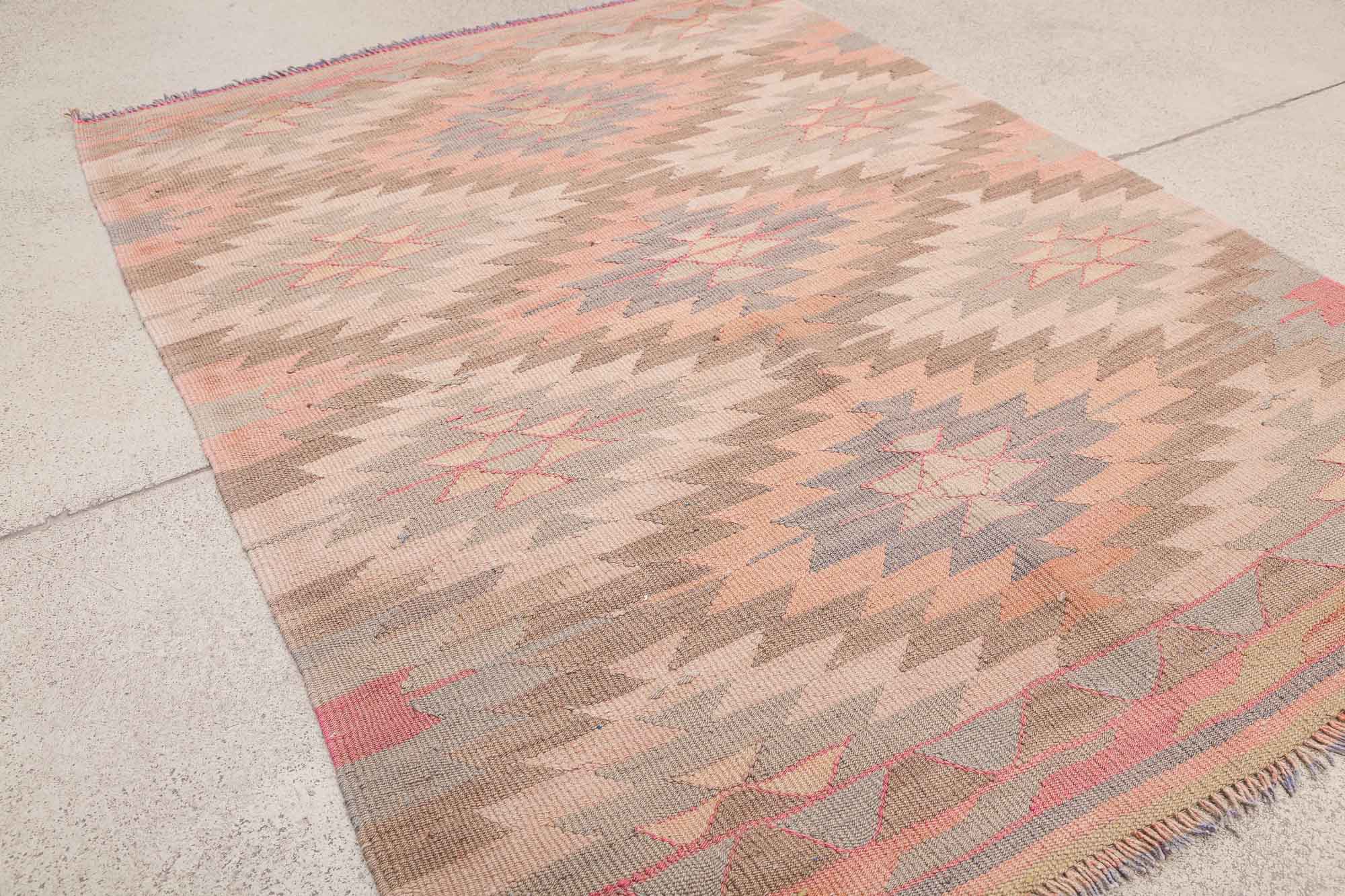 AFYON Vintage Kilim 120x90cm - Wild Heart Free Soul
