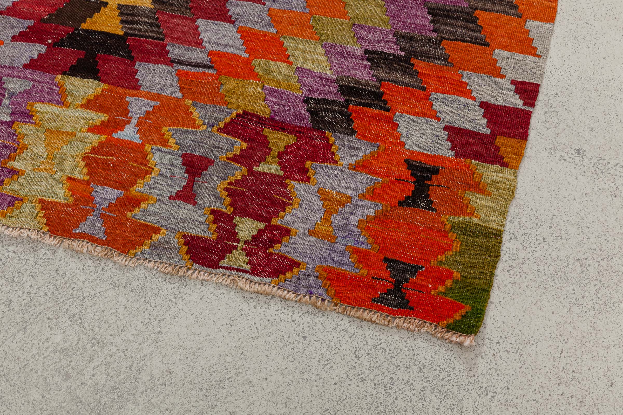 AFYON Vintage Kilim 132x127 - Wild Heart Free Soul