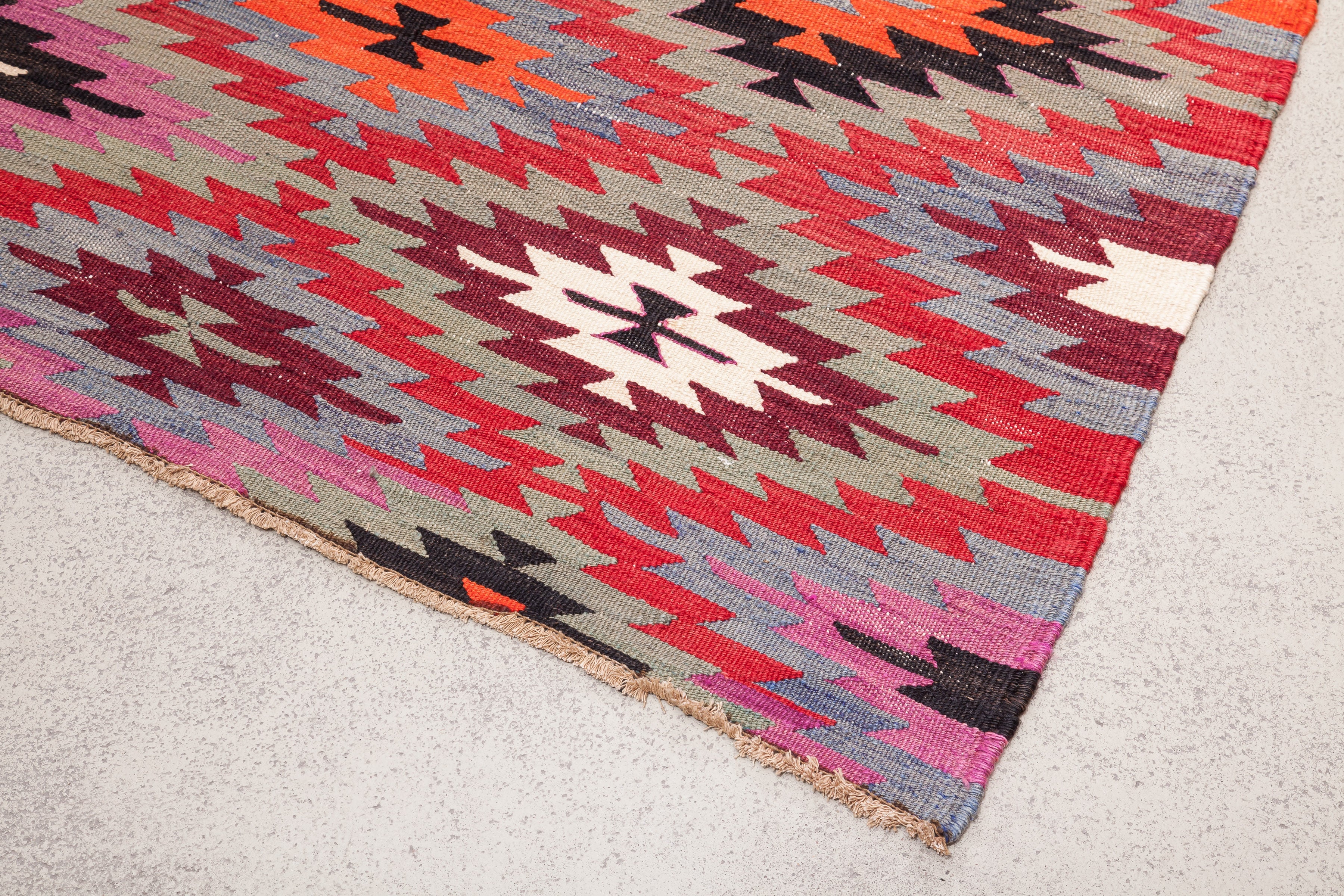 AFYON Vintage Kilim 255x165cm - Wild Heart Free Soul