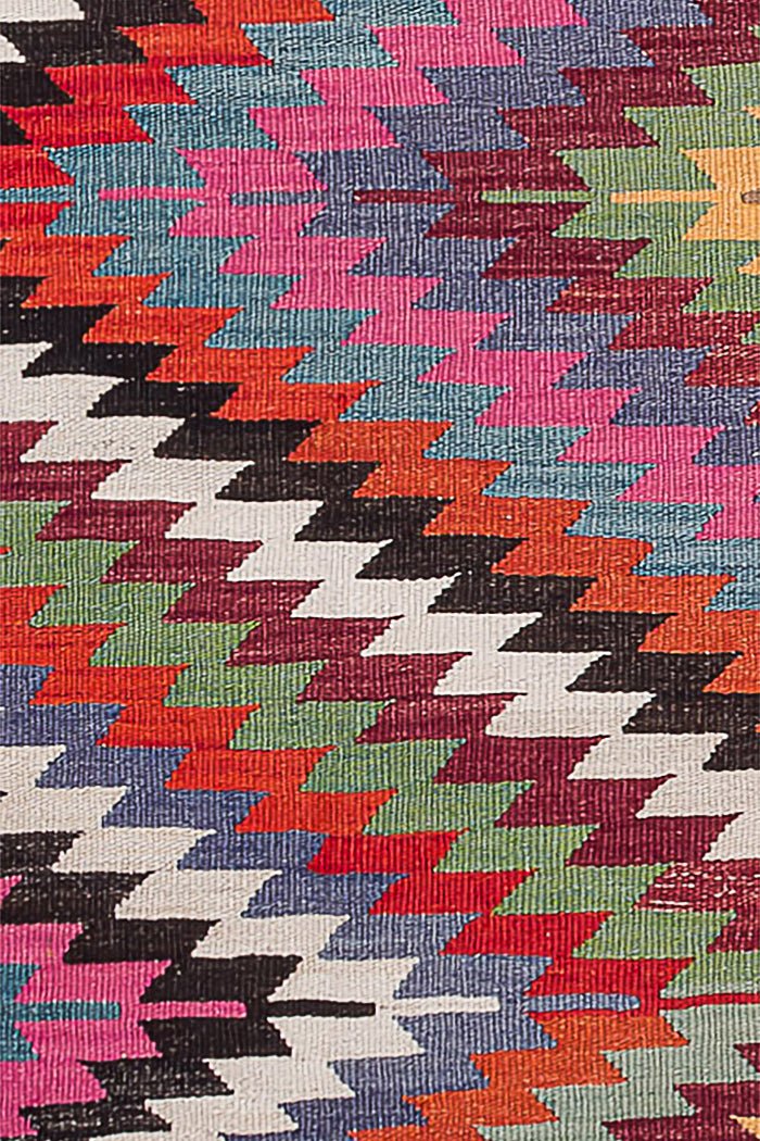 AFYON Vintage Kilim 287x163cm - Wild Heart Free Soul