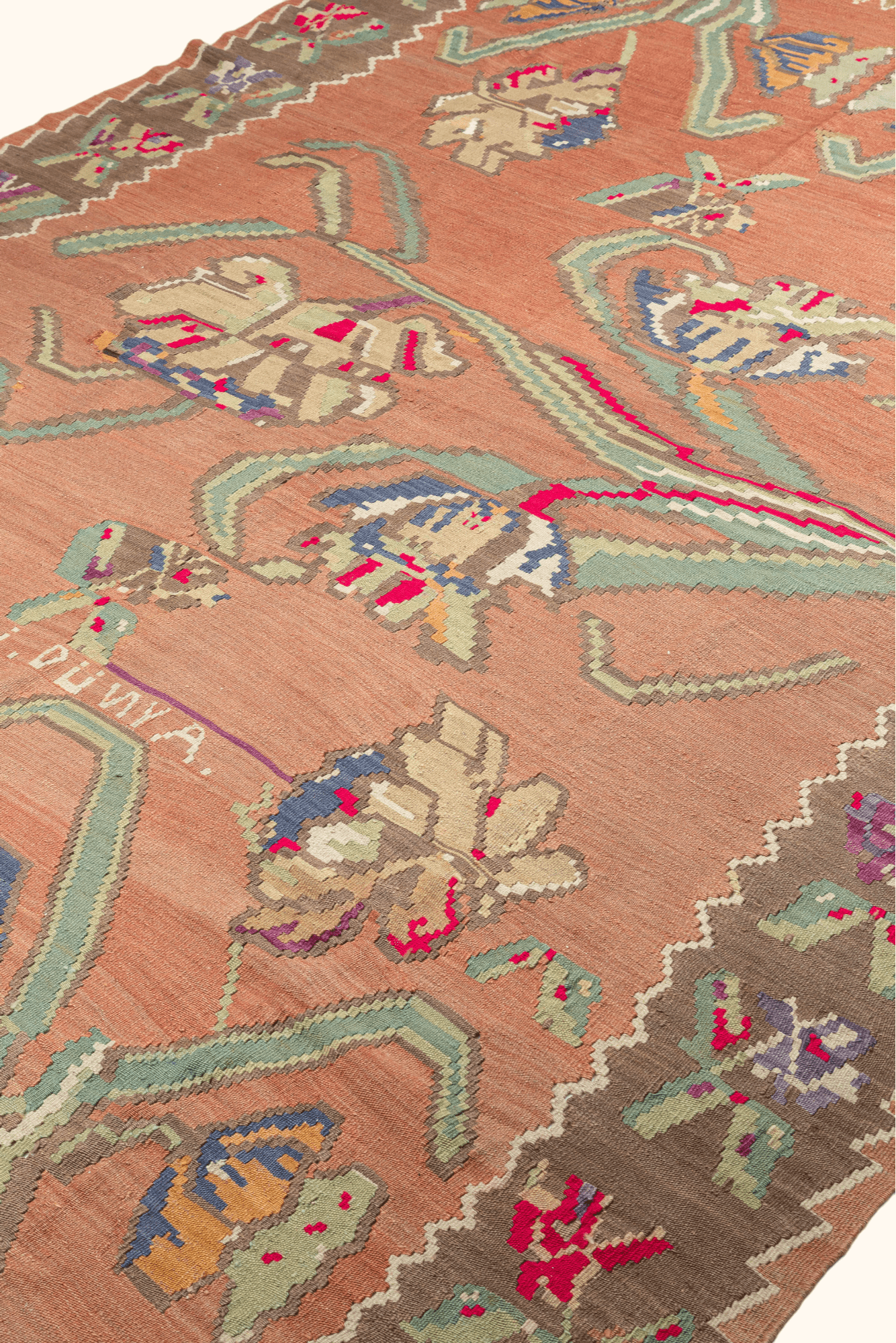 BALKAN VINTAGE KILIM 337x226cm - Wild Heart Free Soul