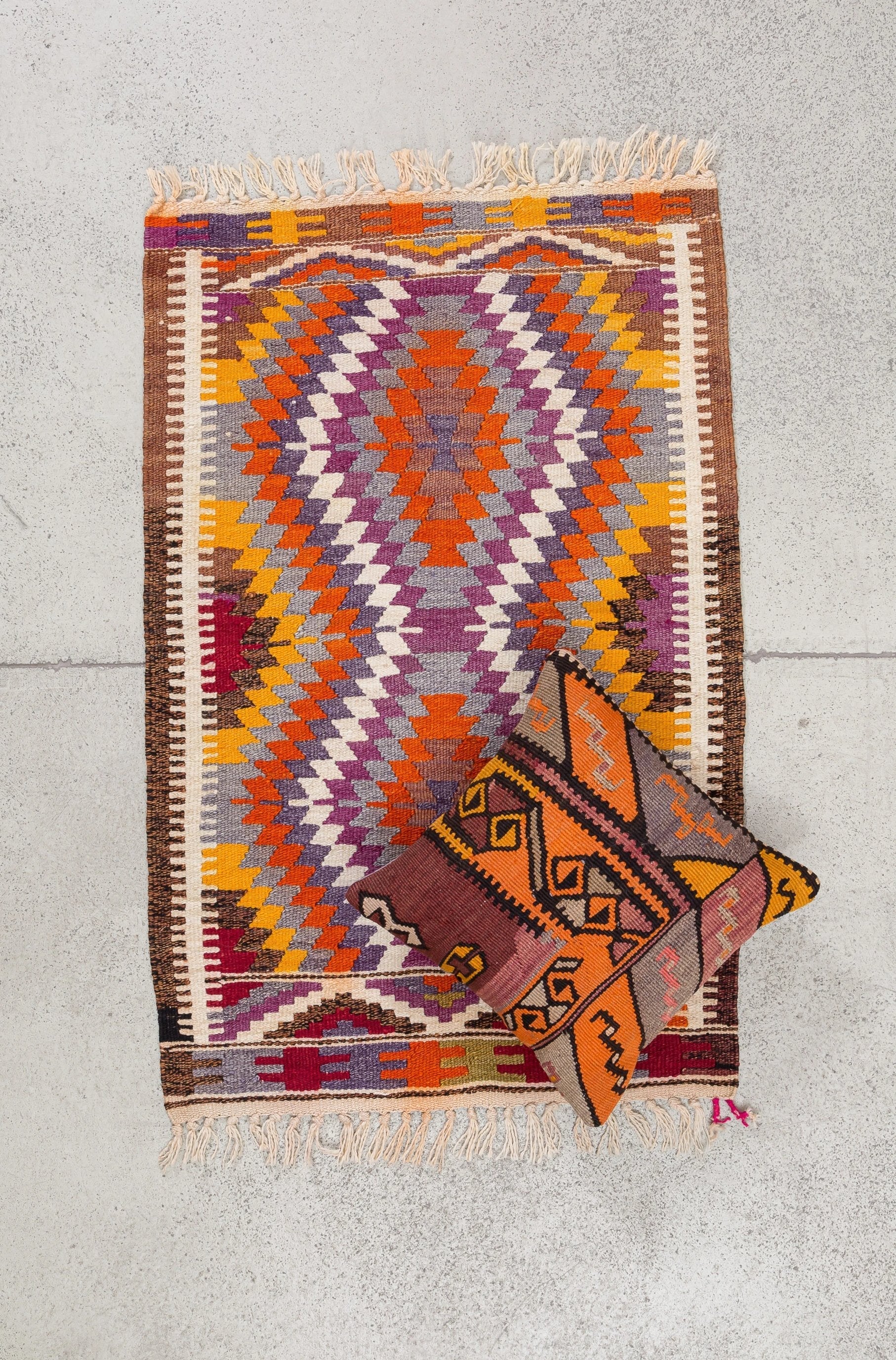 BARAK Vintage Kilim 107x70cm - Wild Heart Free Soul