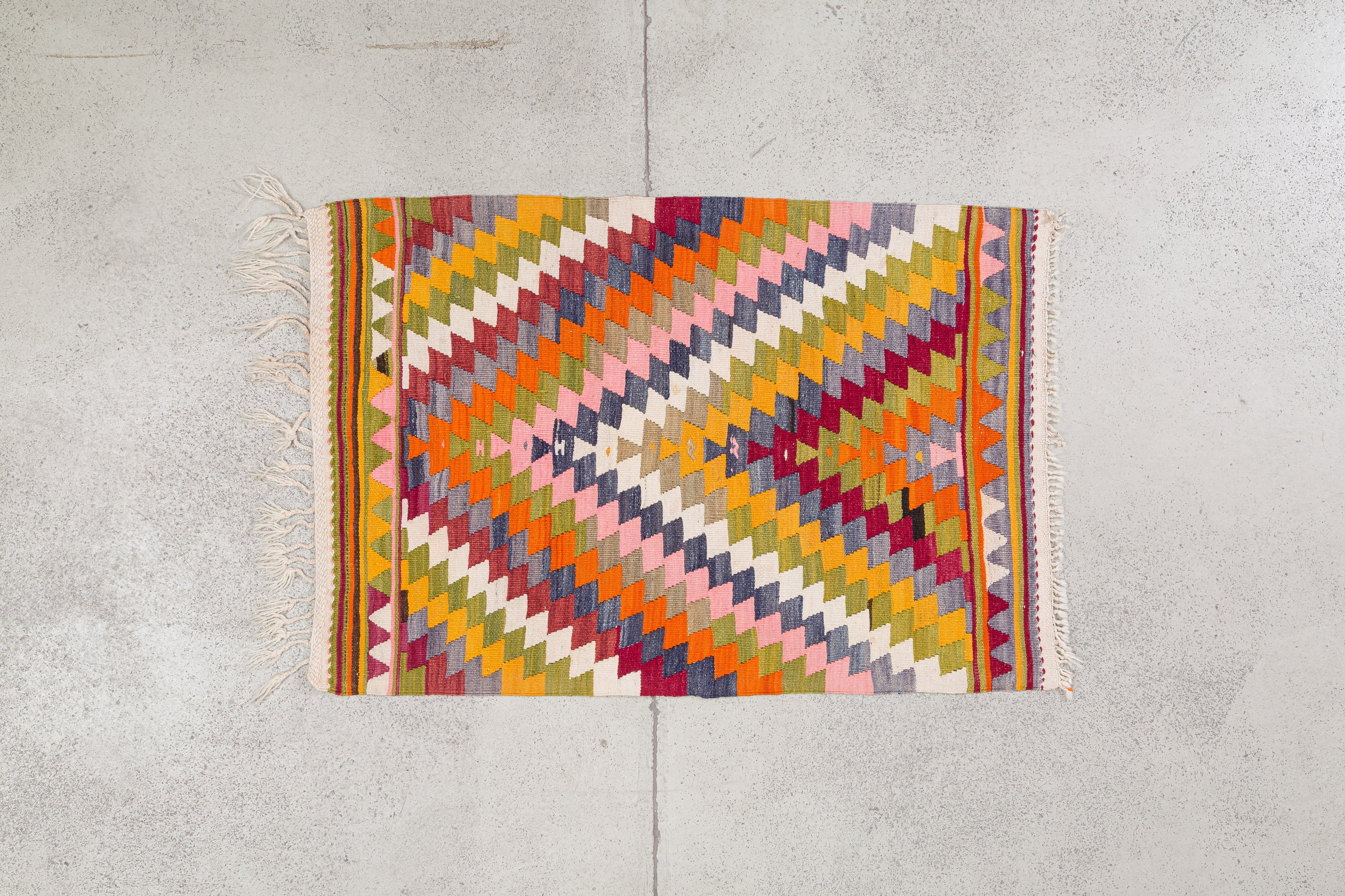 BARAK Vintage Kilim 109x78cm - Wild Heart Free Soul