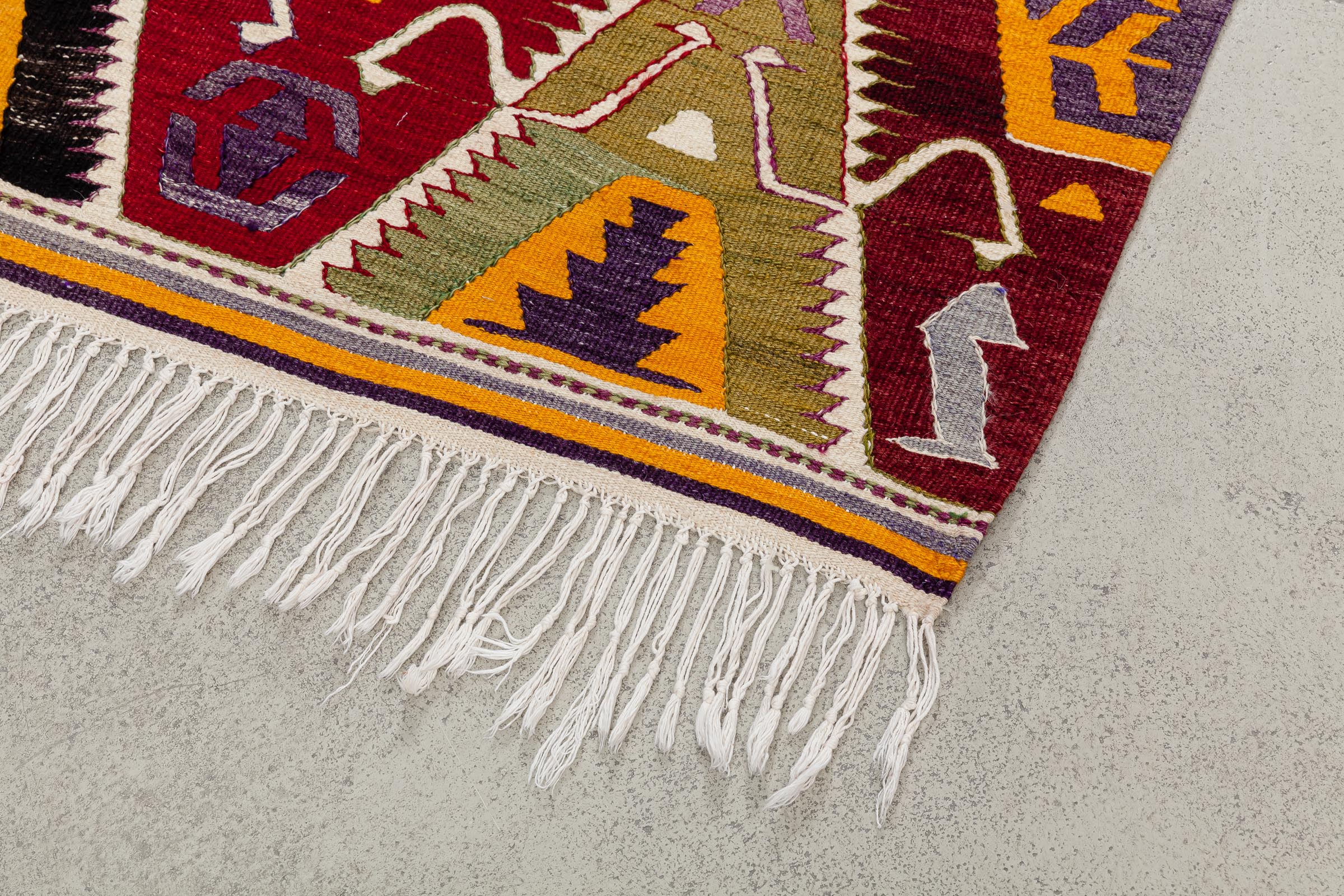 BARAK Vintage Kilim 133x110cm - Wild Heart Free Soul