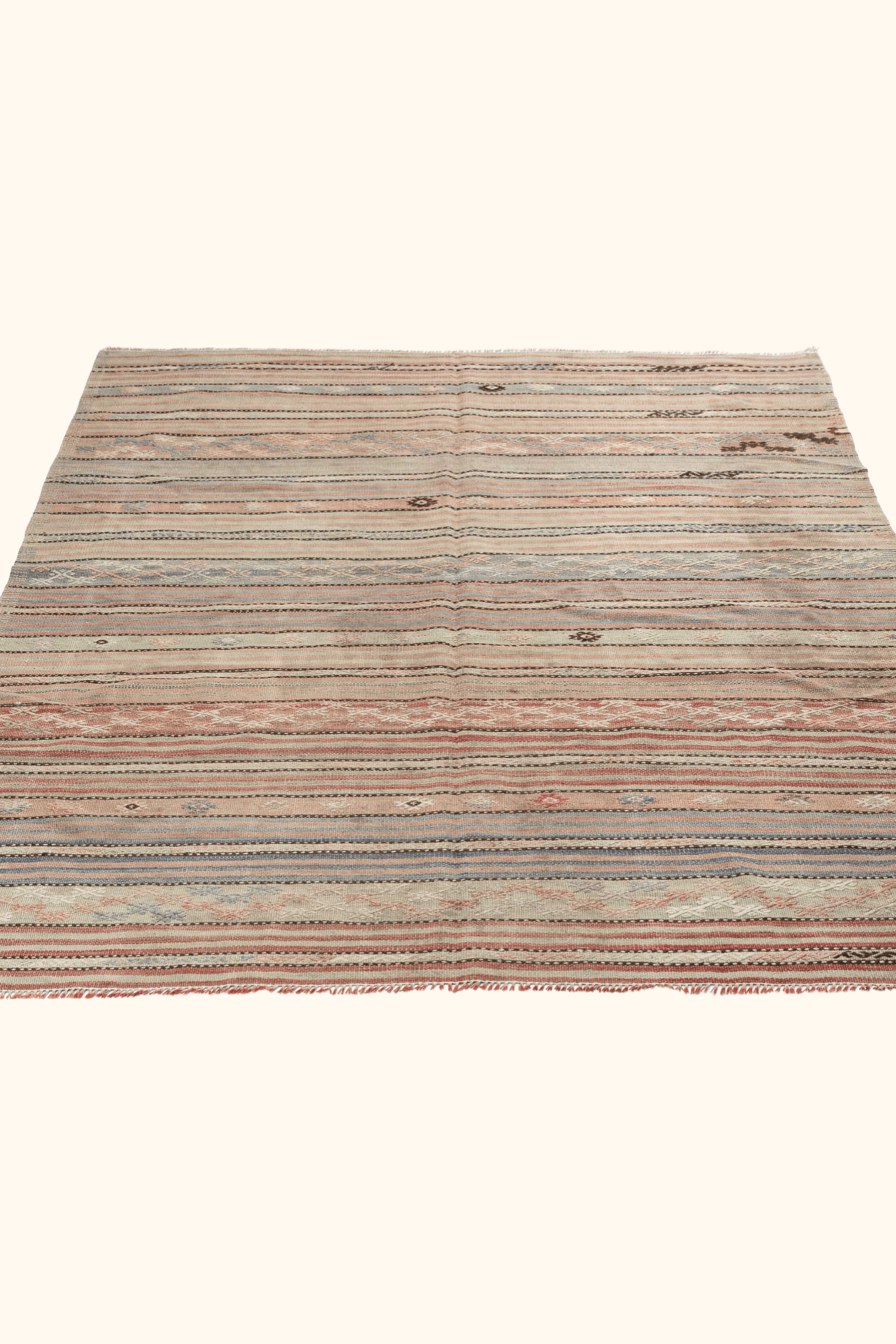 DENIZLI Vintage Kelim 193x164cm - Wild Heart Free Soul