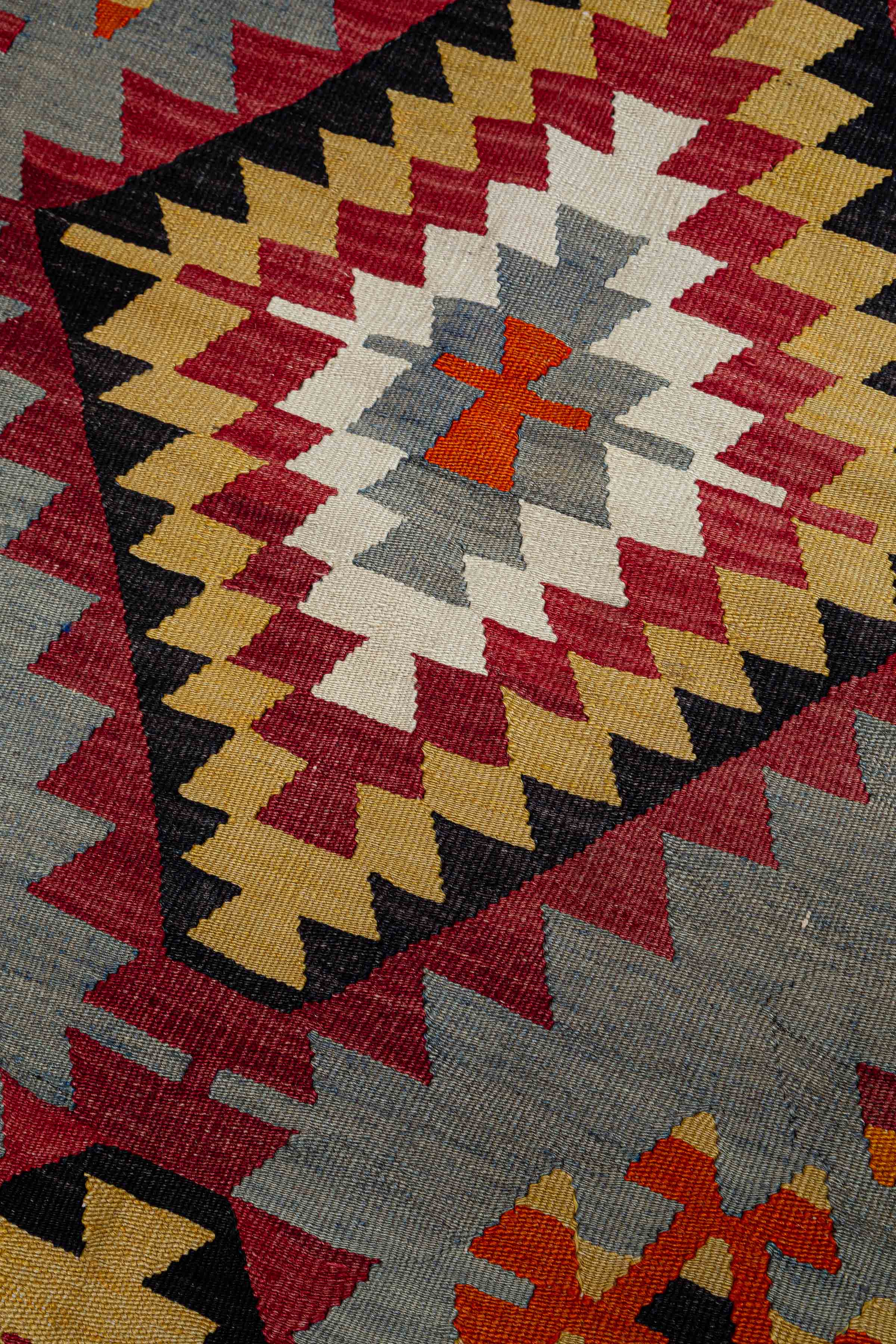 ESME Vintage Kelim Teppich 316x202cm - Wild Heart Free Soul