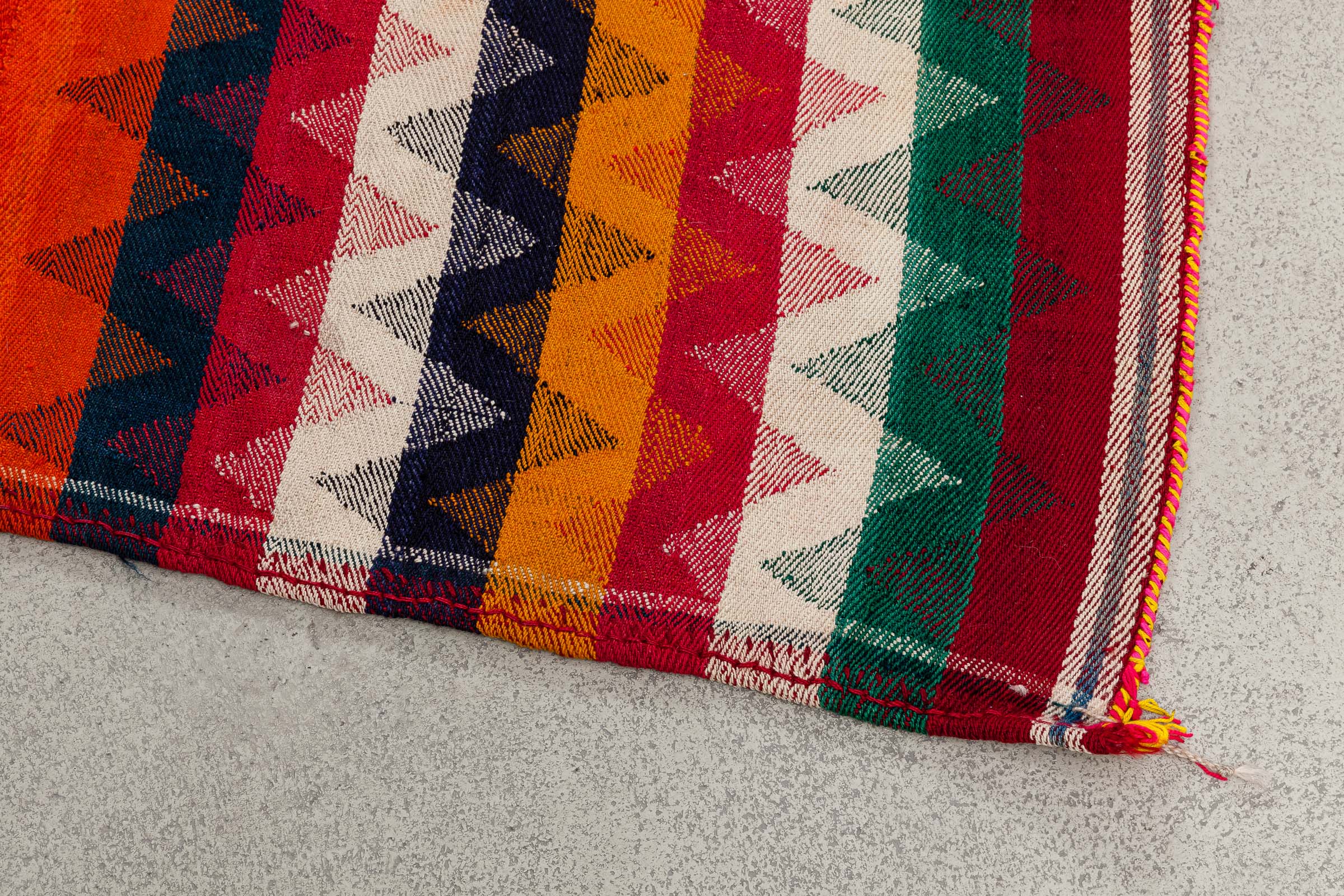 HAKKARI Vintage Kilim 208x125cm - Wild Heart Free Soul