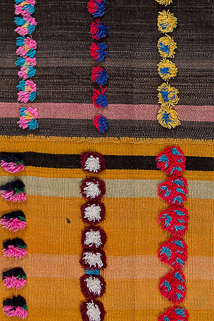 HAKKARI Vintage Kilim 215x190cm - Wild Heart Free Soul