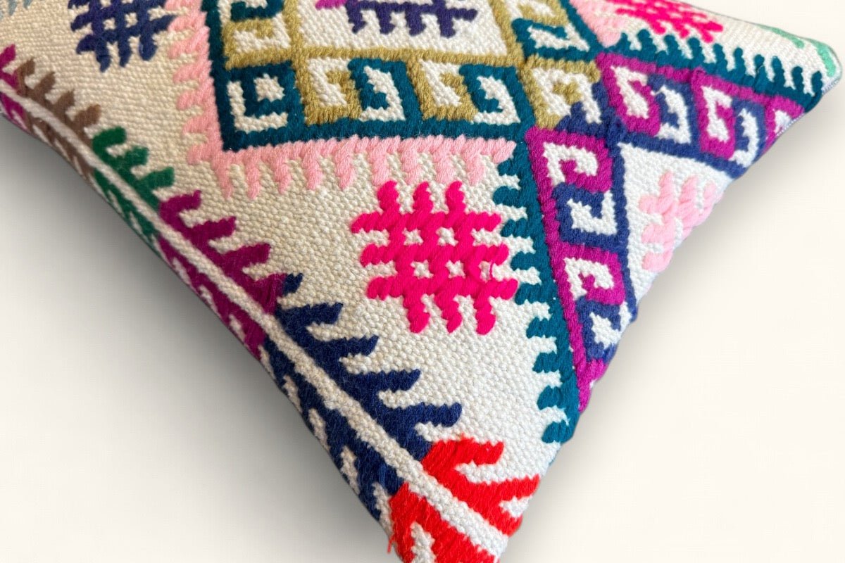 Kelim Kissen Elif 50x30cm - Wild Heart Free Soul