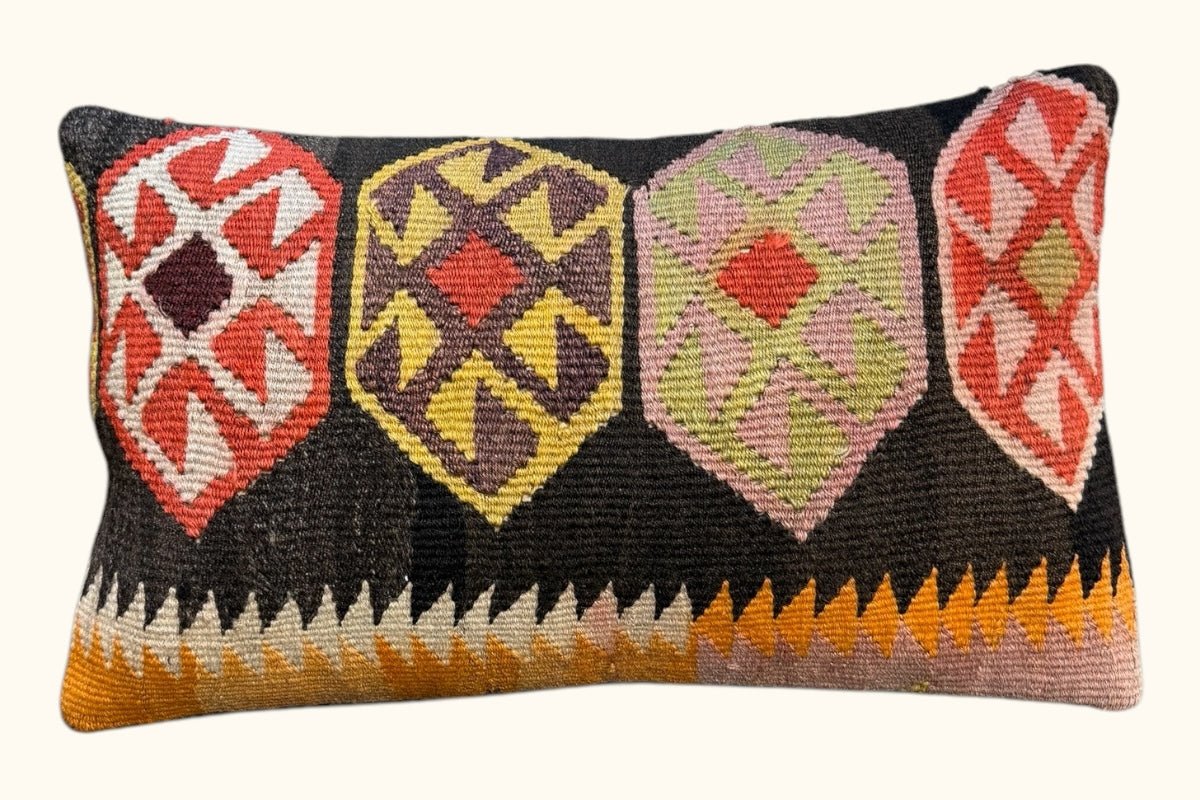 Kelim Kissen Fatma 50x30cm - Wild Heart Free Soul