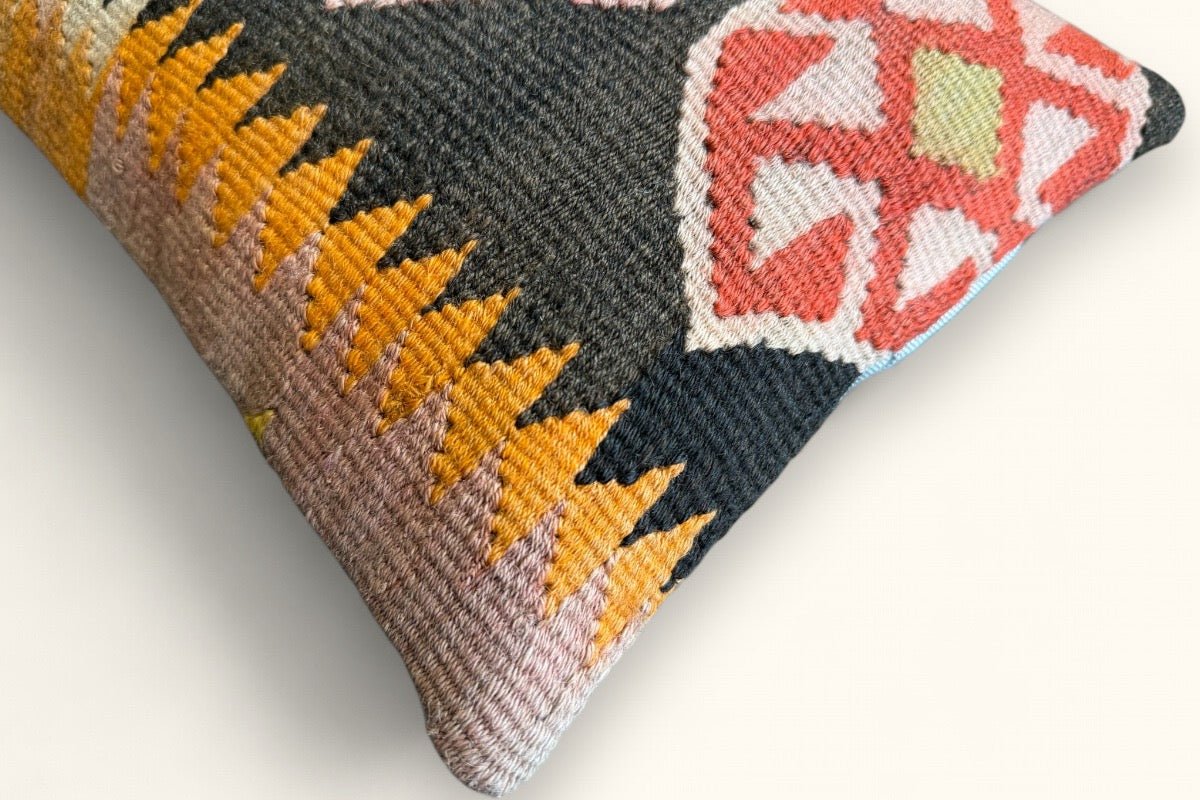 Kelim Kissen Fatma 50x30cm - Wild Heart Free Soul