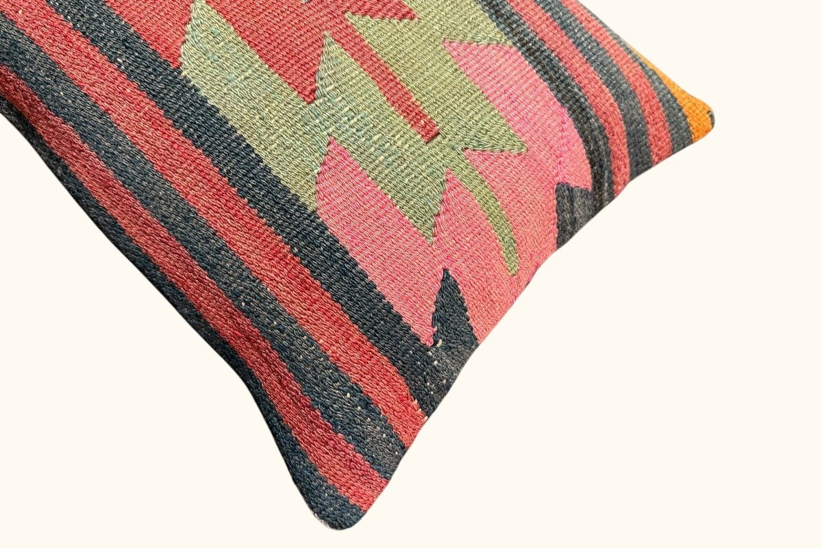 Kelim Kissen İzzet 60x40cm - Wild Heart Free Soul