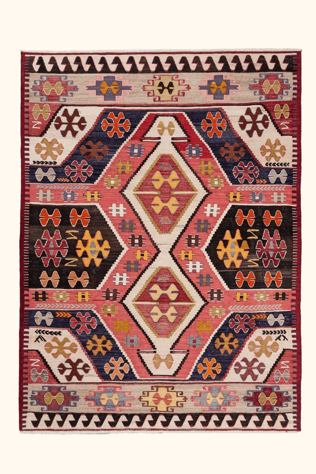 Kilim Wolf Dance 169x125 cm - Wild Heart Free Soul