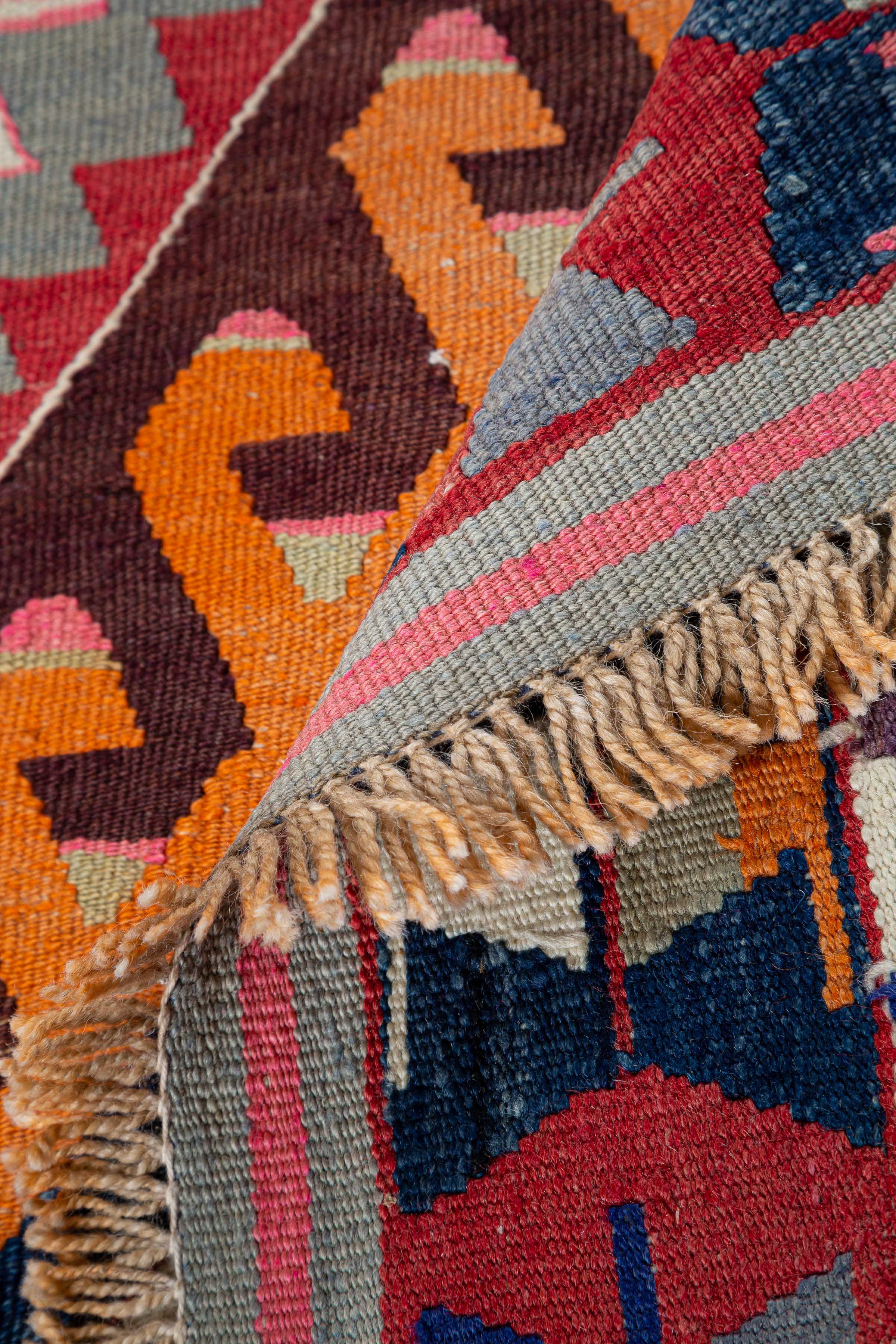 KOPRUBASI Vintage Kelim Teppich 262cm x 180cm - Wild Heart Free Soul