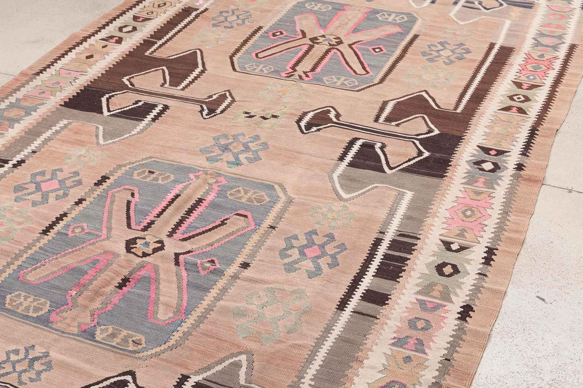 KUBA Vintage Kilim 302x177cm - Wild Heart Free Soul