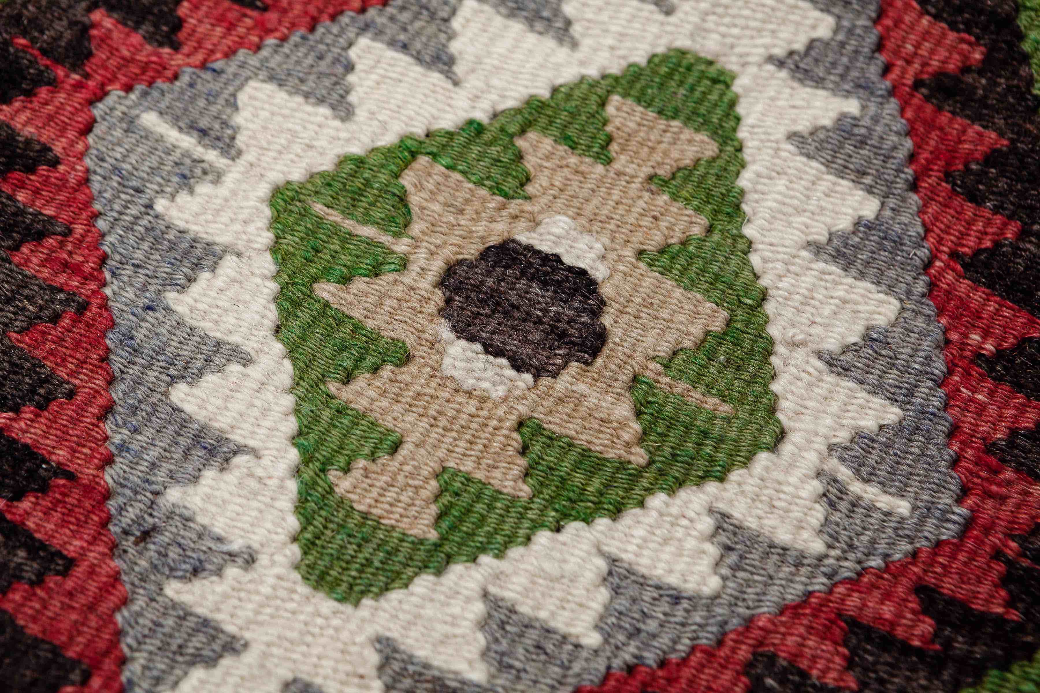 KULA Vintage Kilim 127x106cm - Wild Heart Free Soul