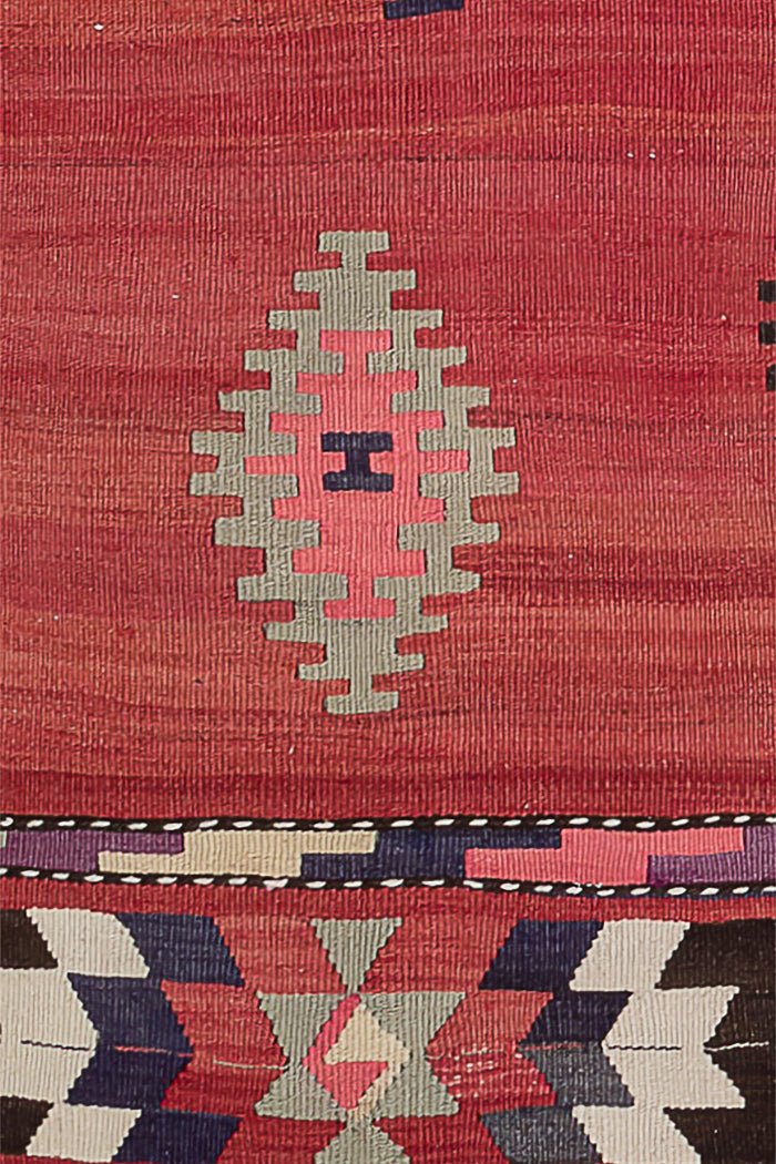 KÜTAHYA Vintage Kilim 254x177cm - Wild Heart Free Soul
