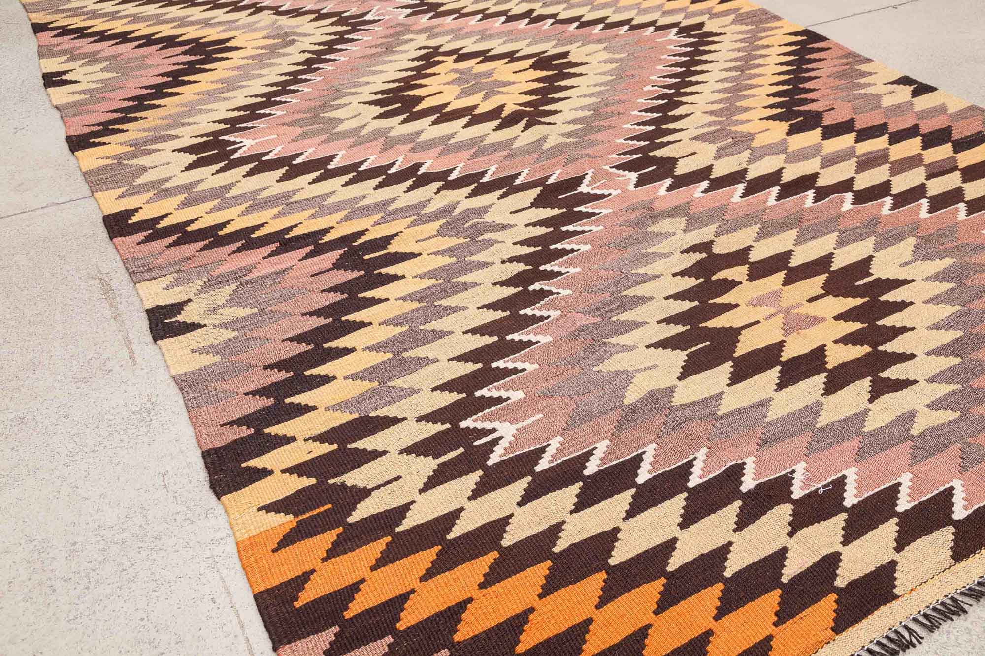 MUT Vintage Kilim 247x144cm - Wild Heart Free Soul