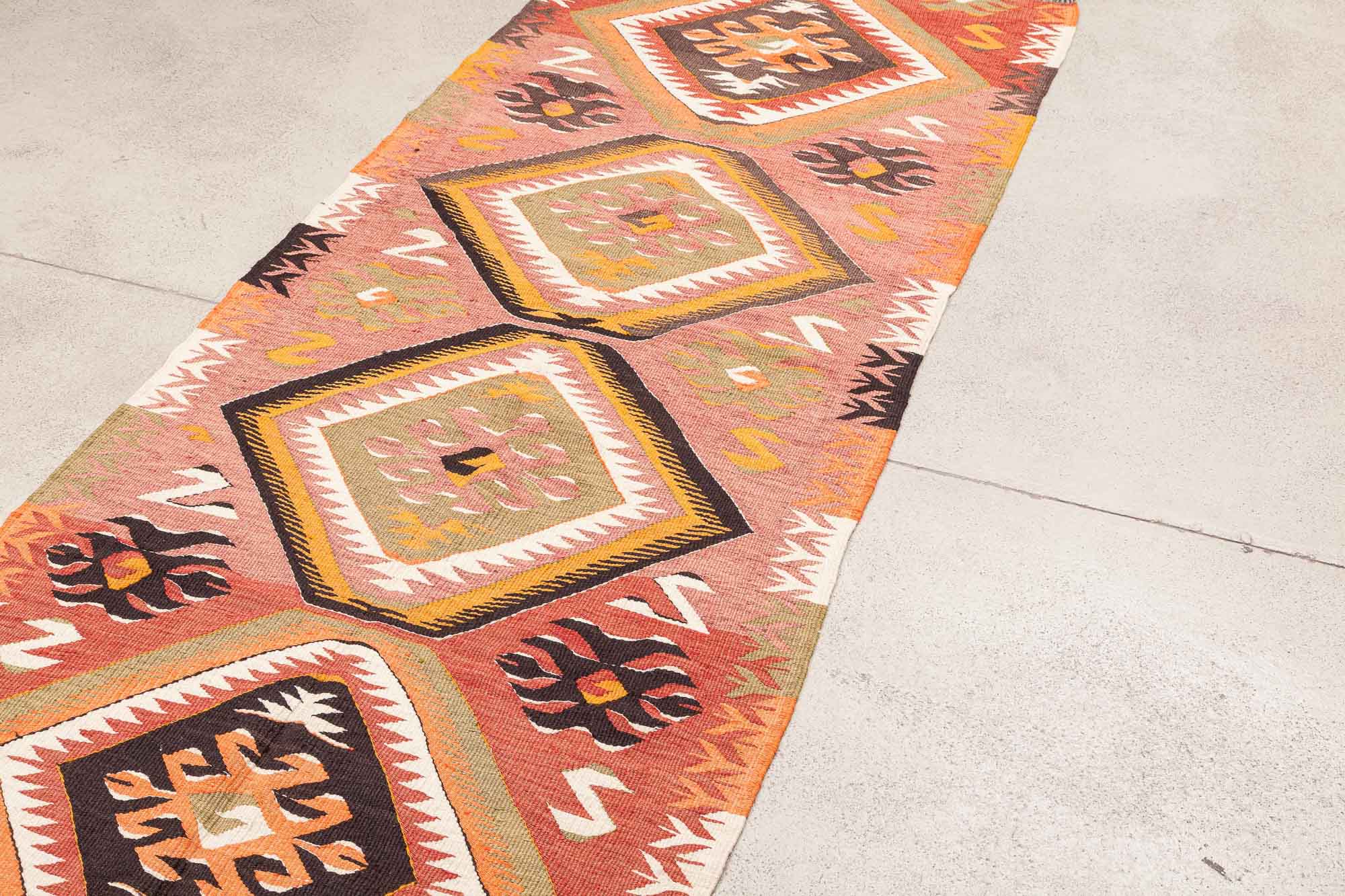 MUT Vintage Kilim 259x98cm - Wild Heart Free Soul