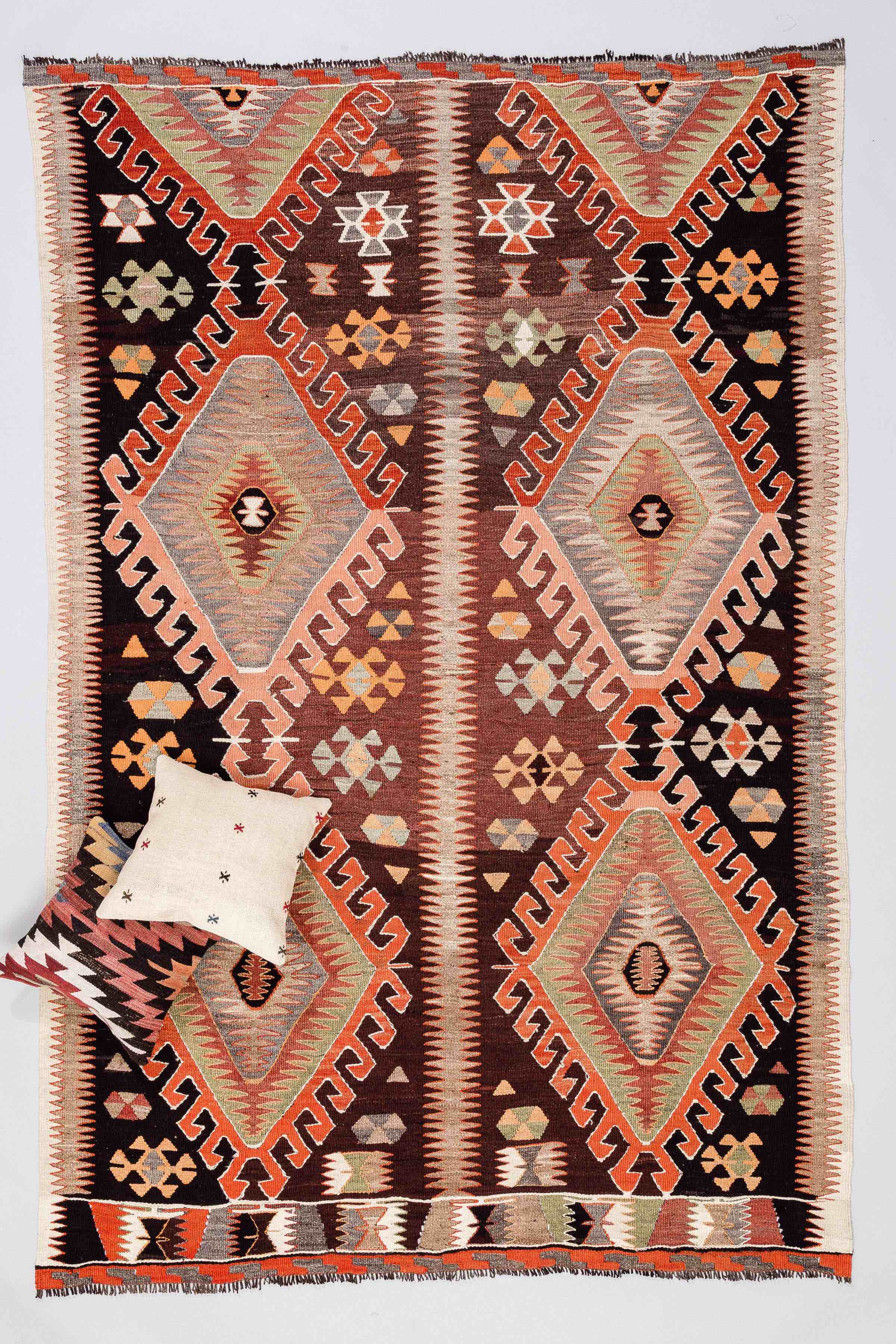 MUT Vintage Kilim 270x180cm - Wild Heart Free Soul