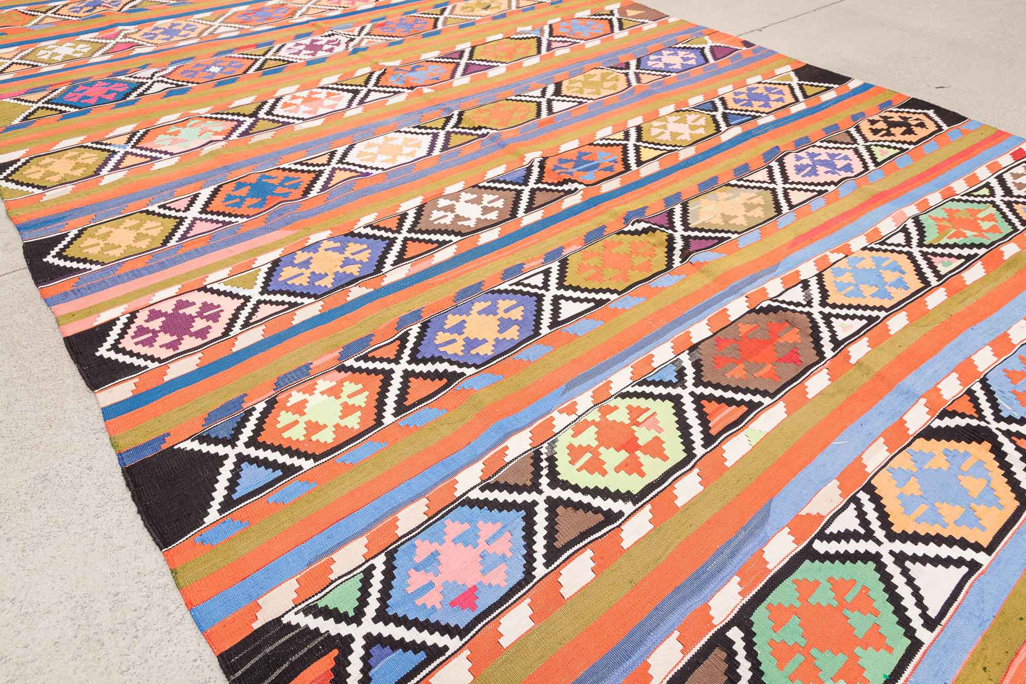 SIVAS Vintage Kilim 270x168cm - Wild Heart Free Soul