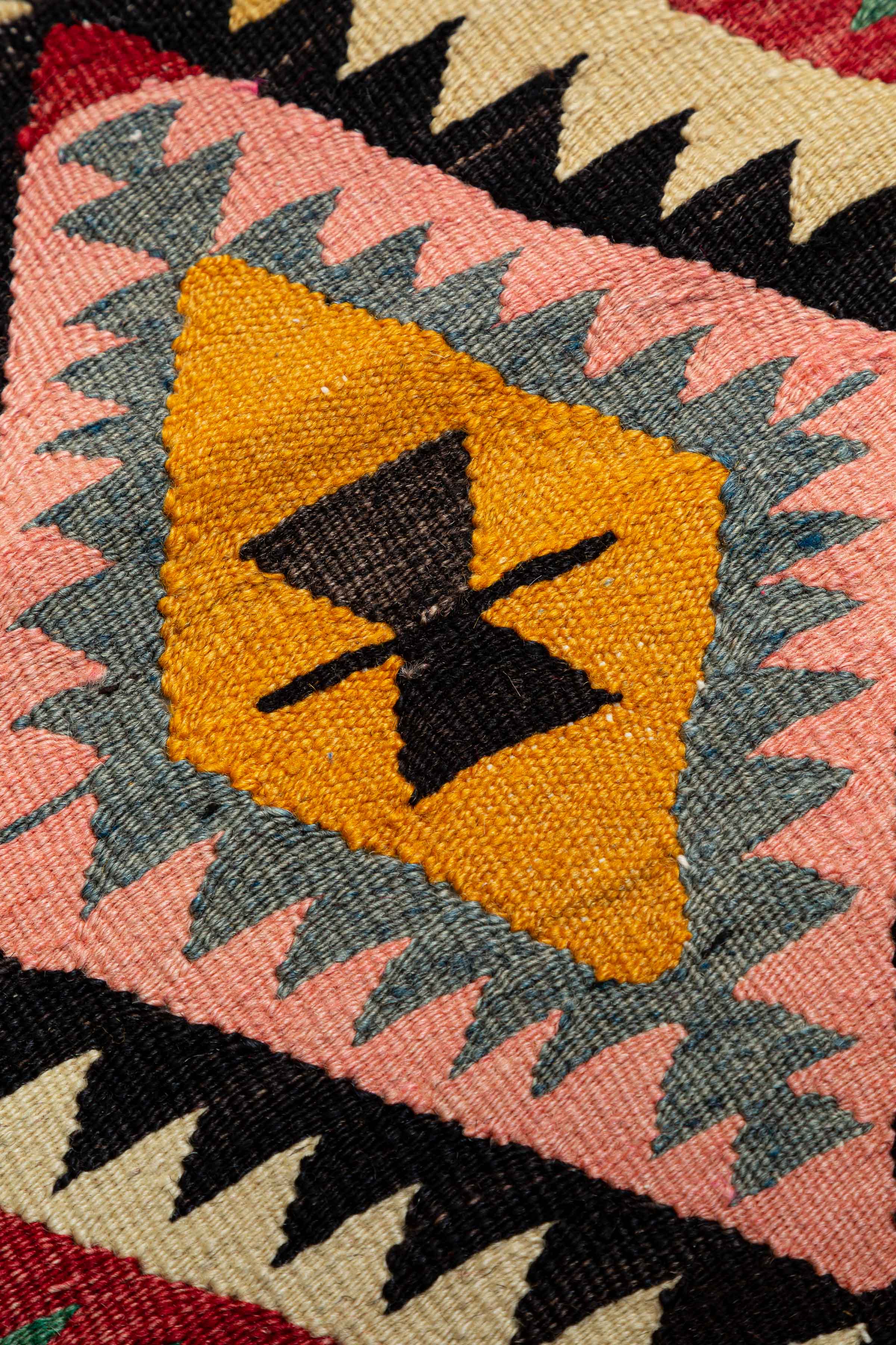 TAVAS Vintage Kelim 82x77cm - Wild Heart Free Soul