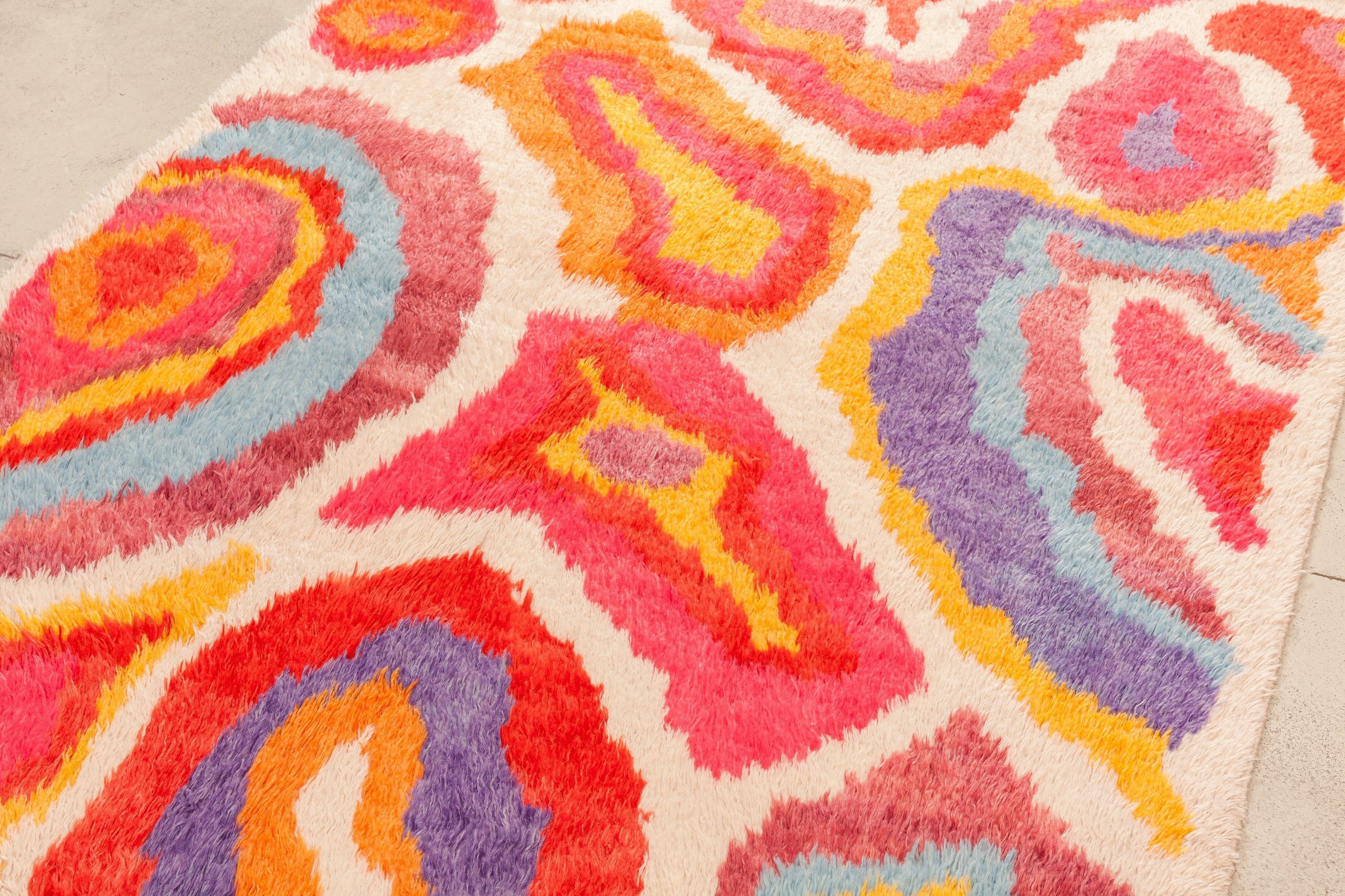 TÜLÜ Angora Shaggy Teppich 254x174cm - Wild Heart Free Soul