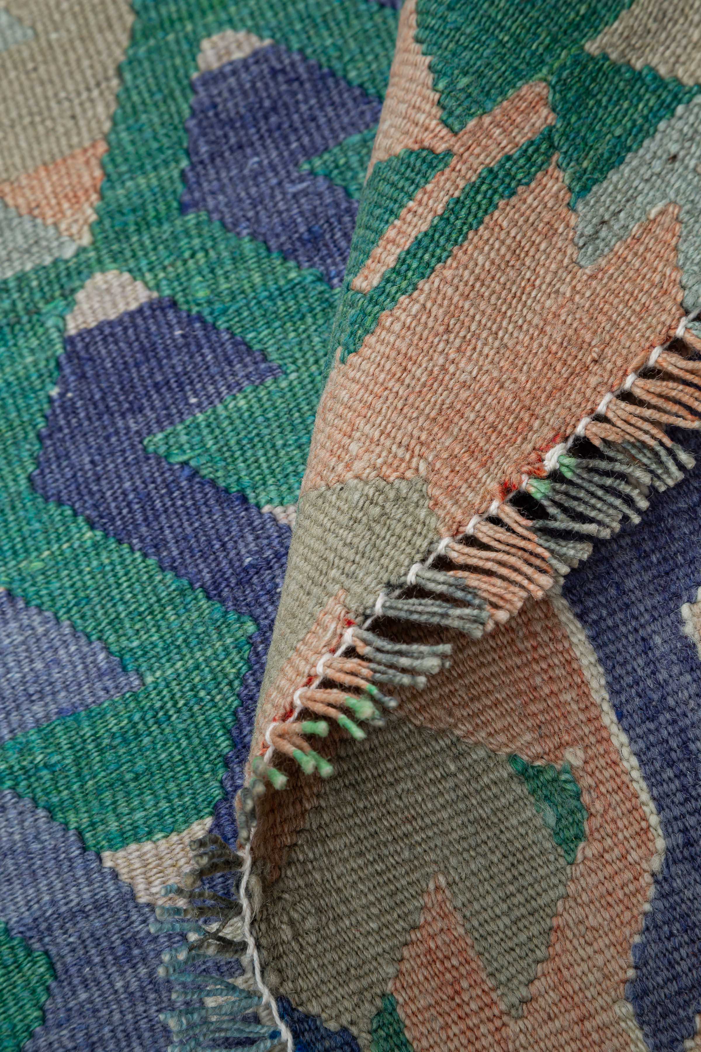 USAK Vintage Kelim 236x179cm - Wild Heart Free Soul