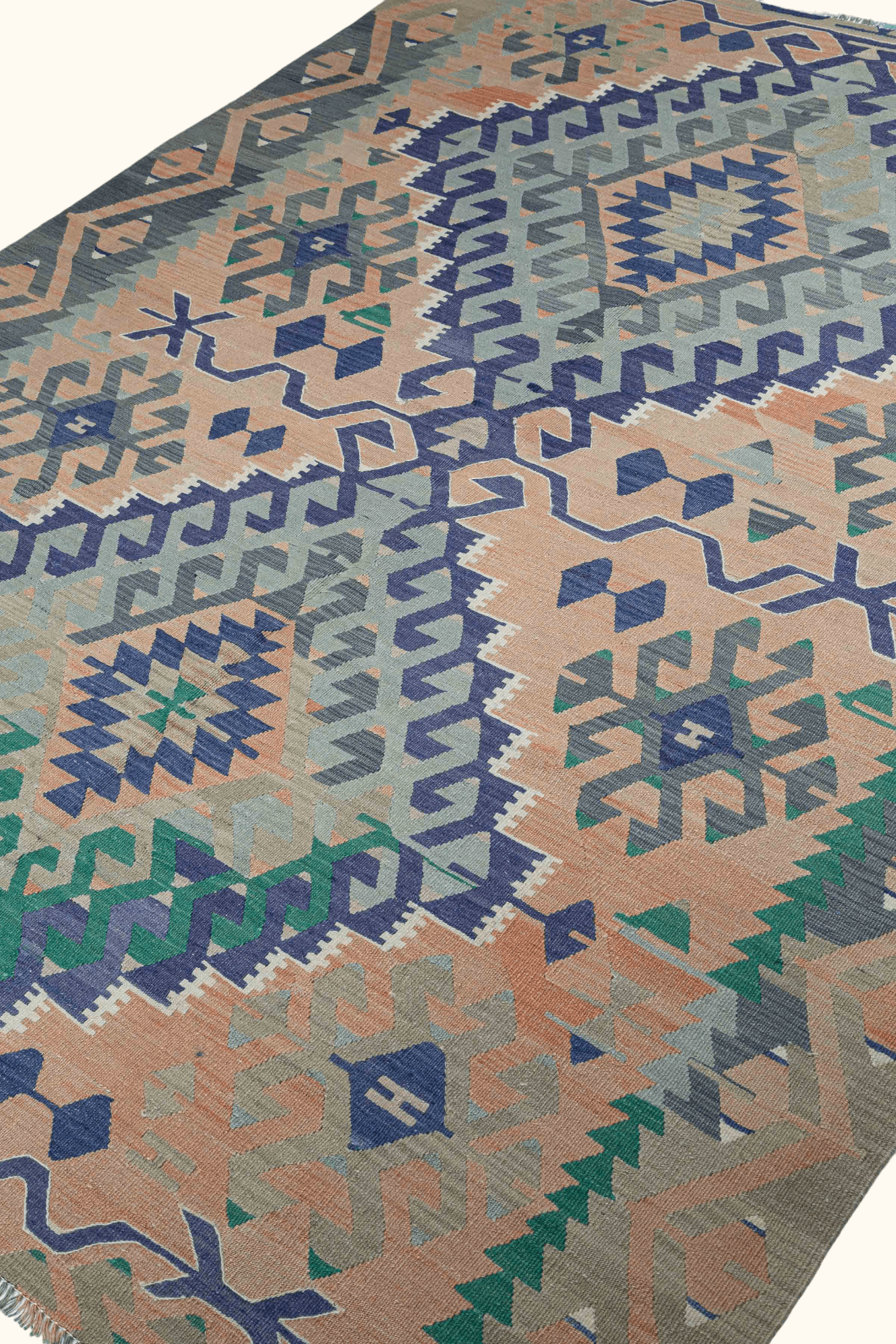 USAK Vintage Kelim 236x179cm - Wild Heart Free Soul