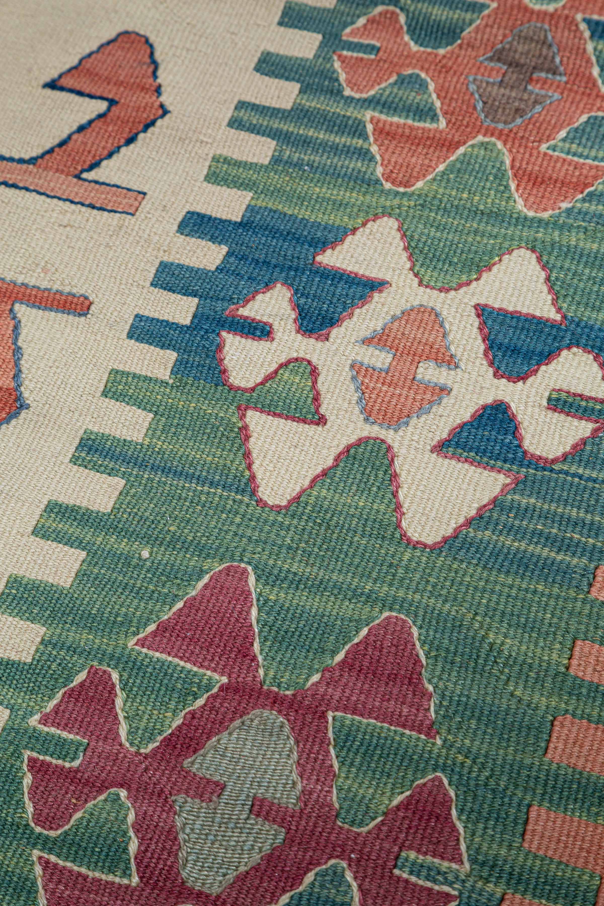 USAK Vintage Kelim 275x181cm - Wild Heart Free Soul