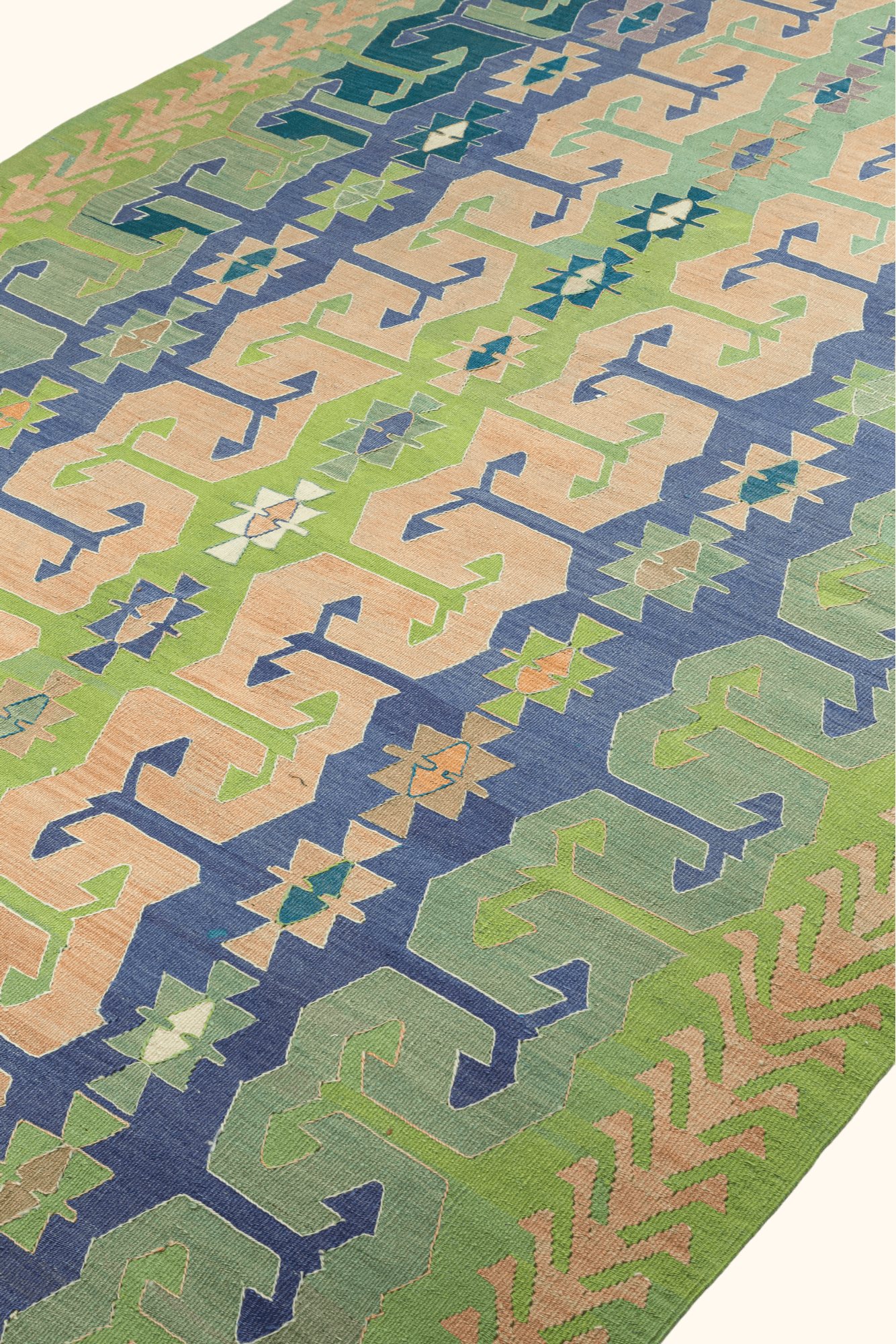 USAK Vintage Kelim 327x190cm - Wild Heart Free Soul