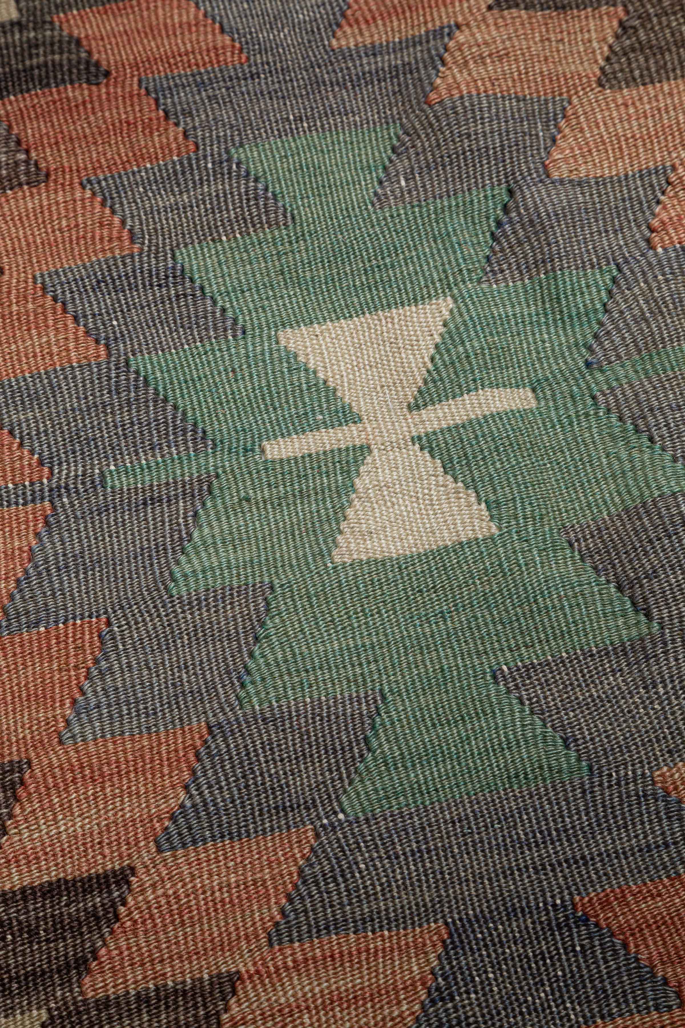 USAK Vintage Kelim 328x196cm - Wild Heart Free Soul