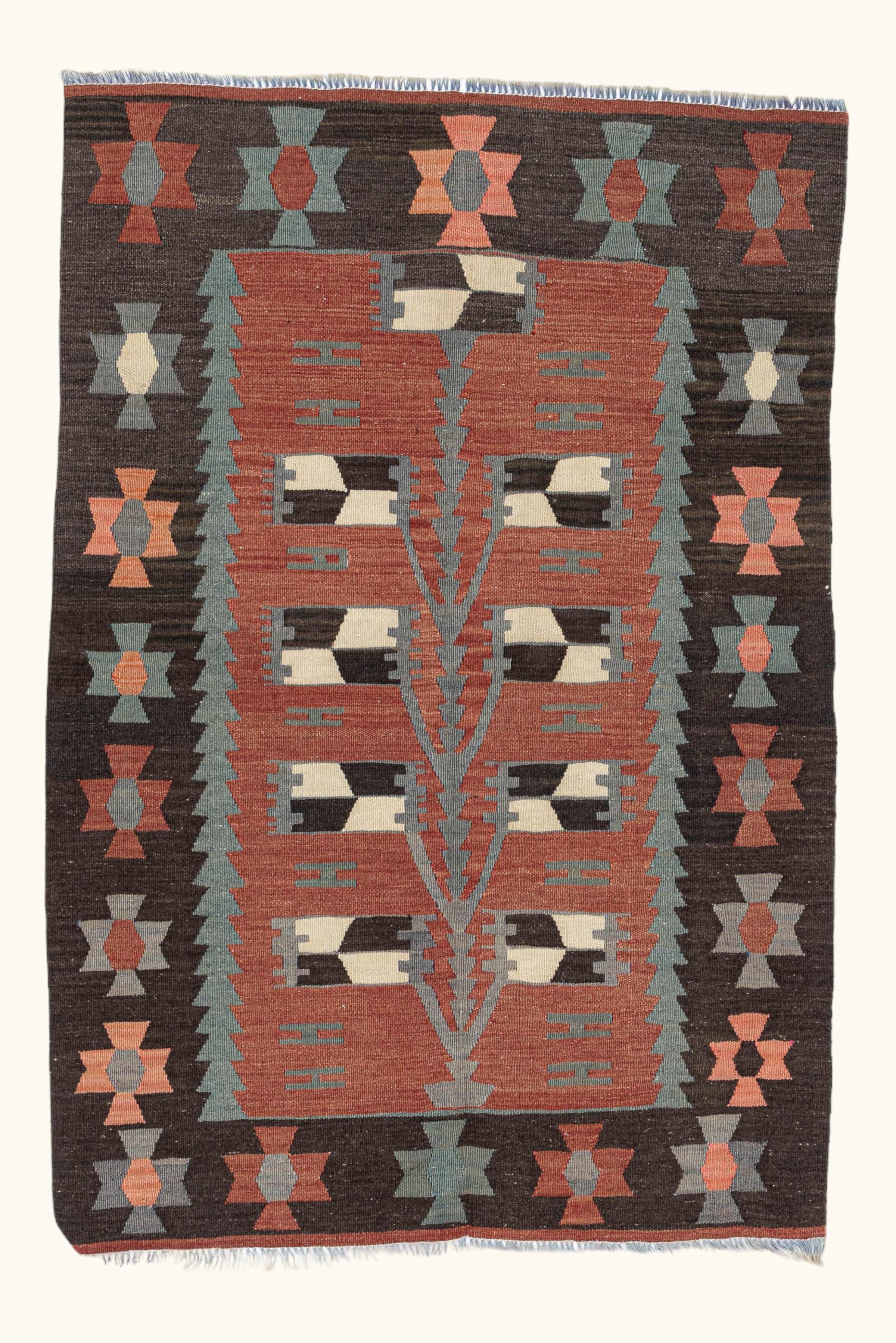 USAK Vintage Kelim Teppich 134cm x 88cm - Wild Heart Free Soul